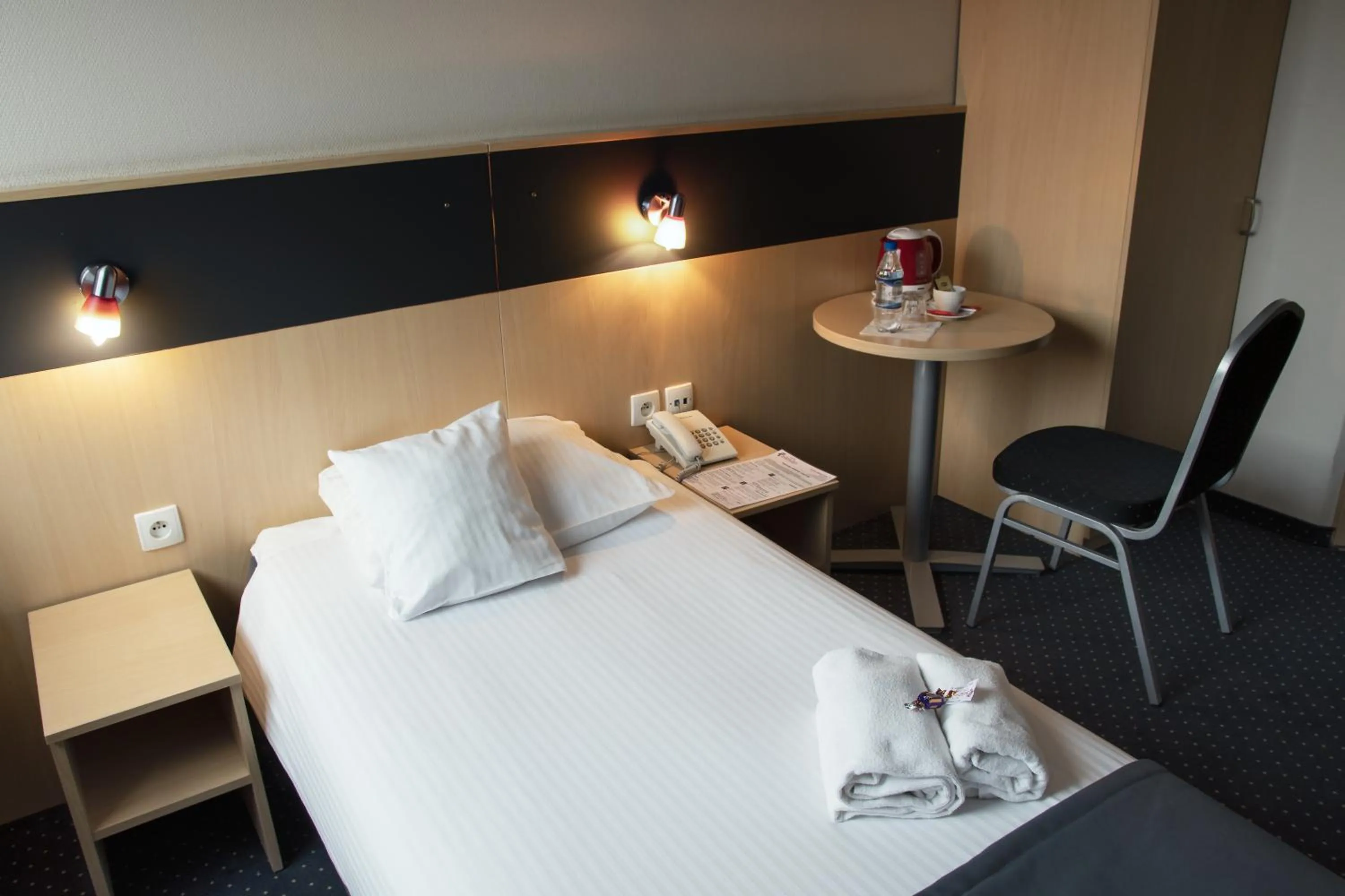 Bed in Economy Silesian Hotel