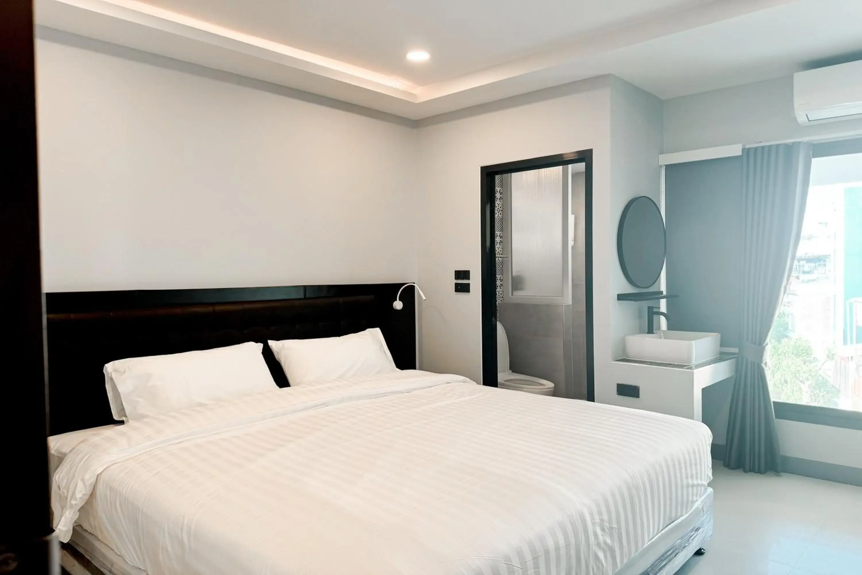 Superior King Room in Smith Hotel Superior King Room in Smith Hotel