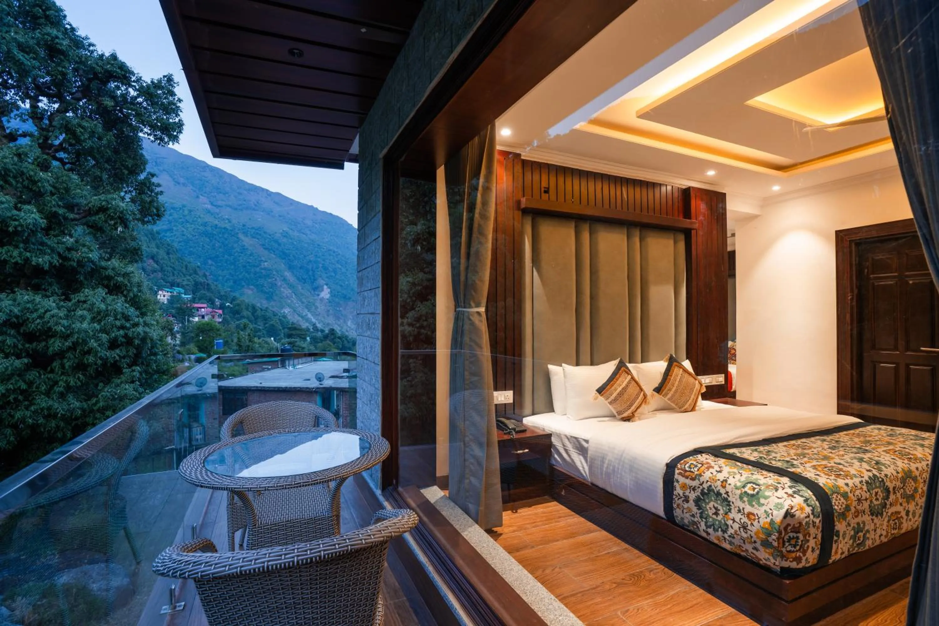 Balcony/Terrace in Alt Life Luxe - Himalayan Crown - Dharamkot Mcleodganj