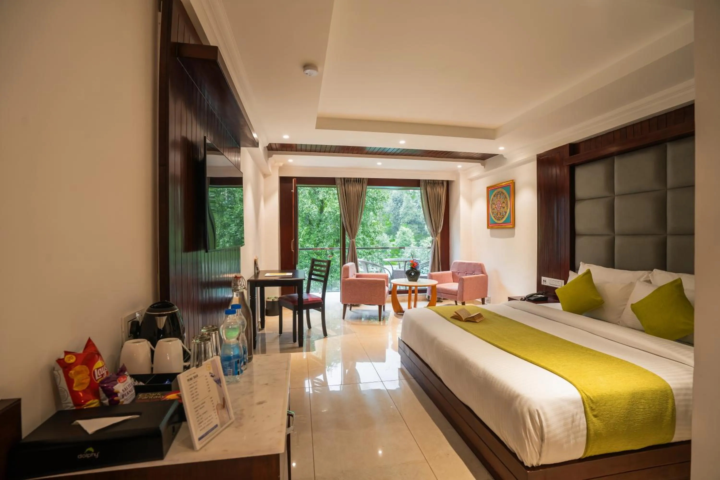 Bedroom in Alt Life Luxe - Himalayan Crown - Dharamkot Mcleodganj