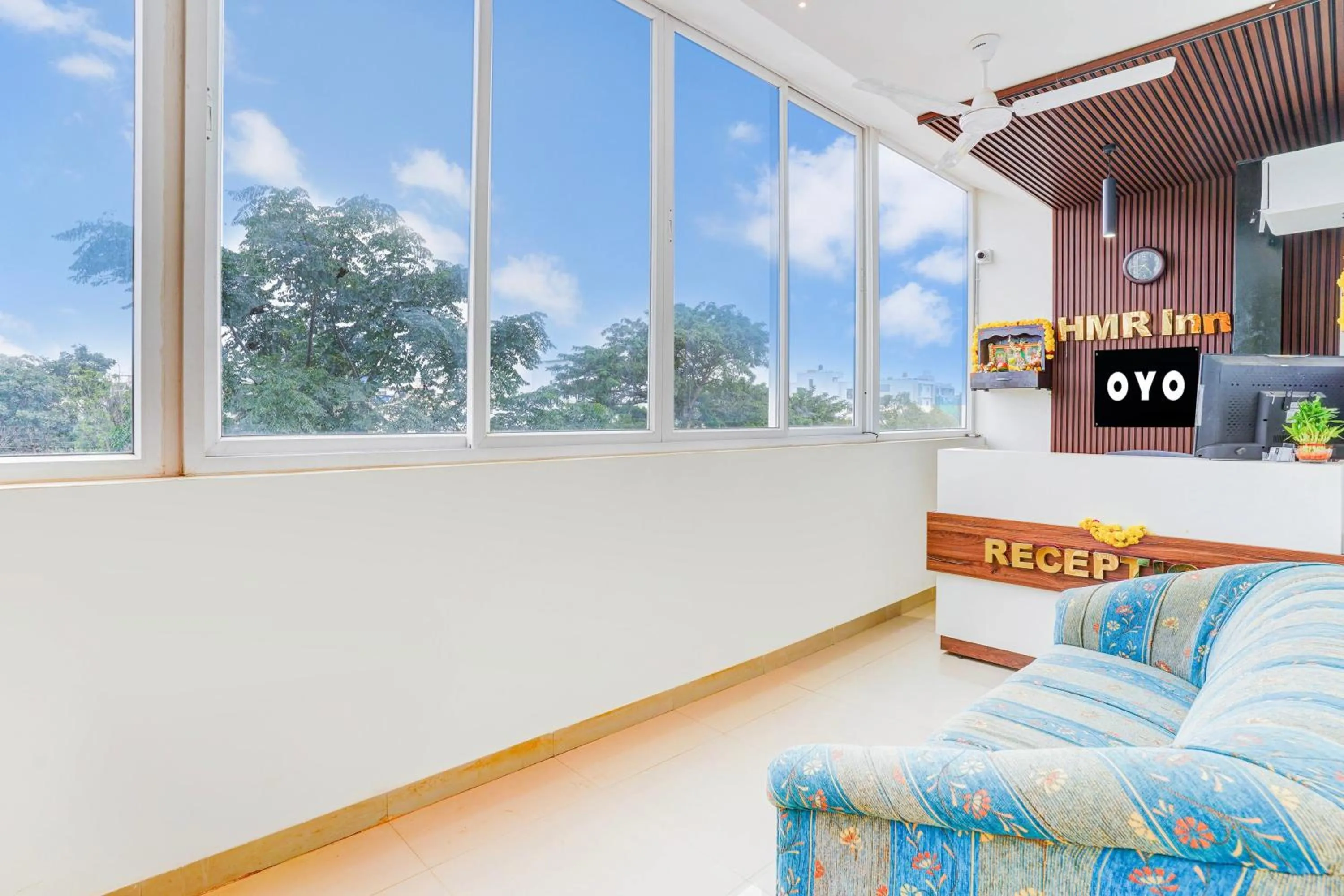 Lobby or reception in Super Hotel O HMR Inn