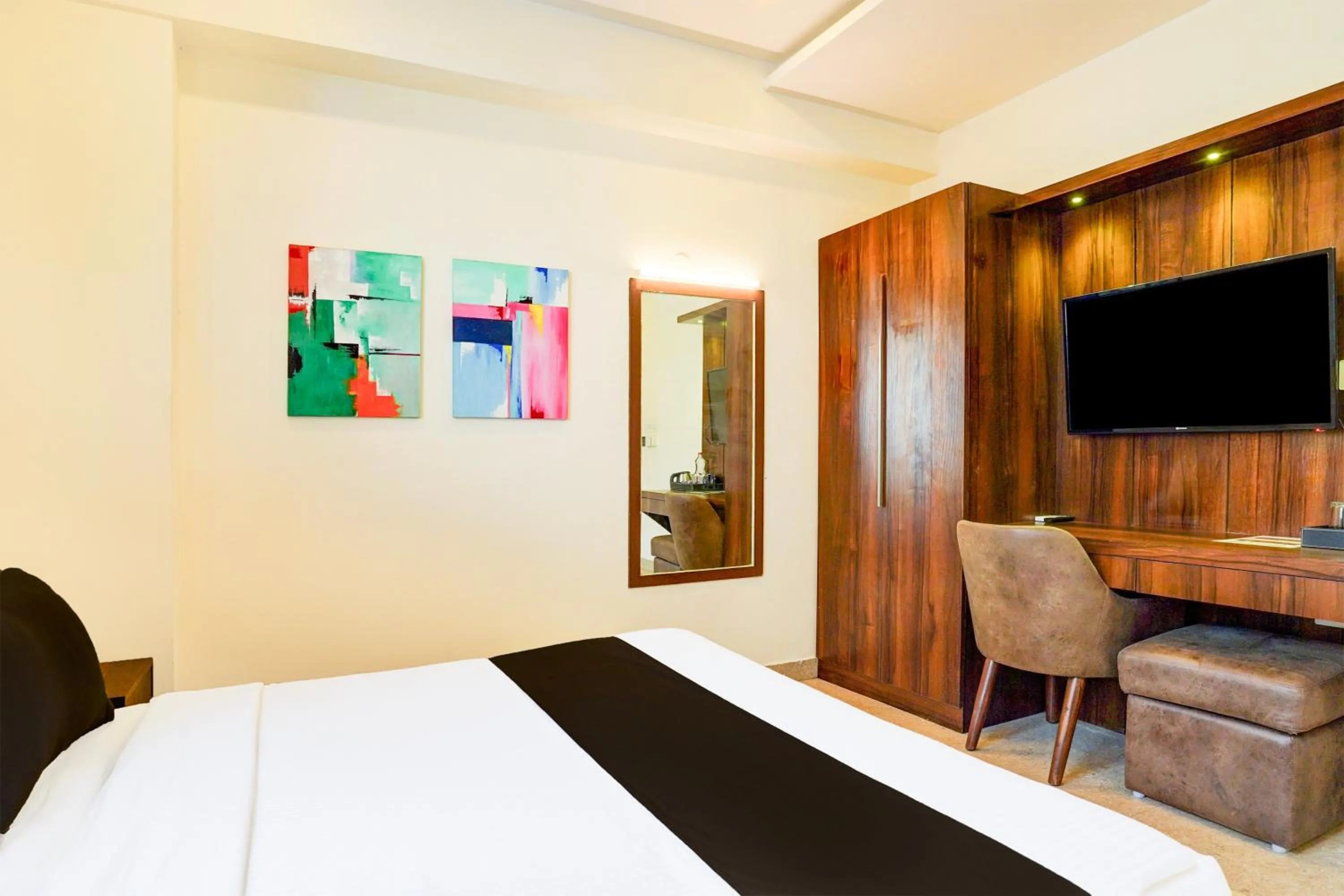 Bedroom, Bed in Super Hotel O Coastal Grand Hotel and Resorts