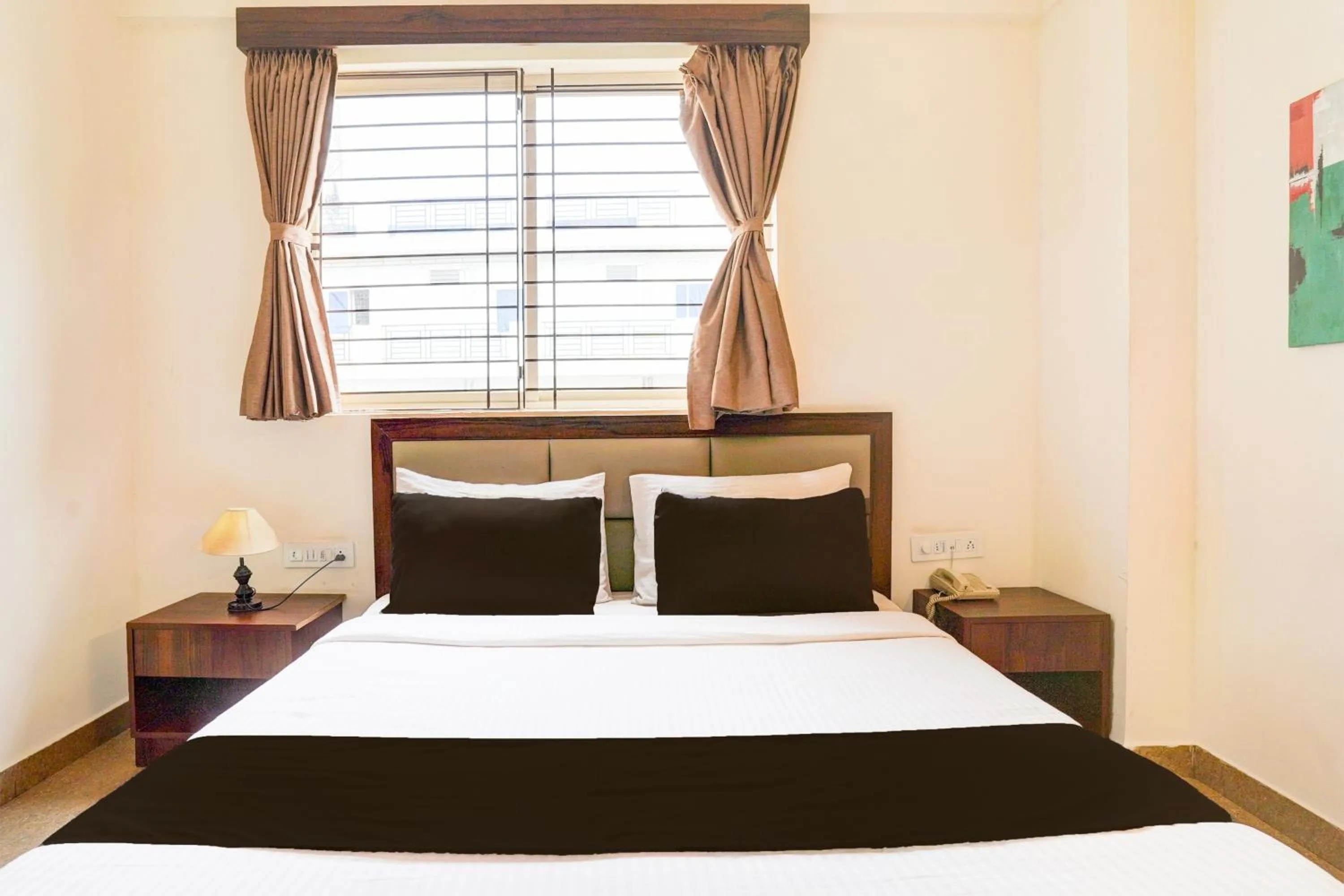 Bedroom, Bed in Super Hotel O Coastal Grand Hotel and Resorts