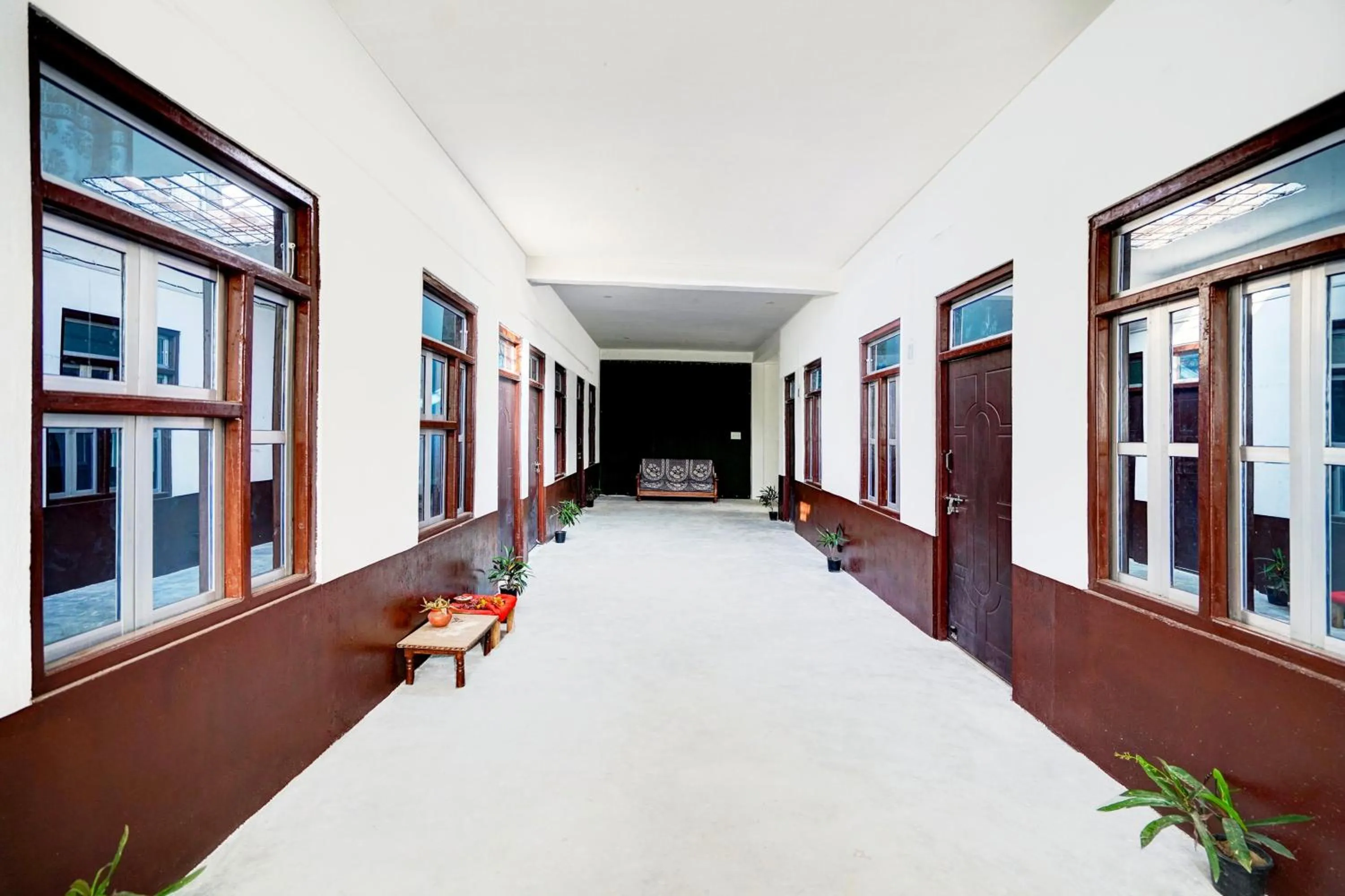 Lobby or reception in SPOT ON by OYO Hotel Lakshya Ghatampur