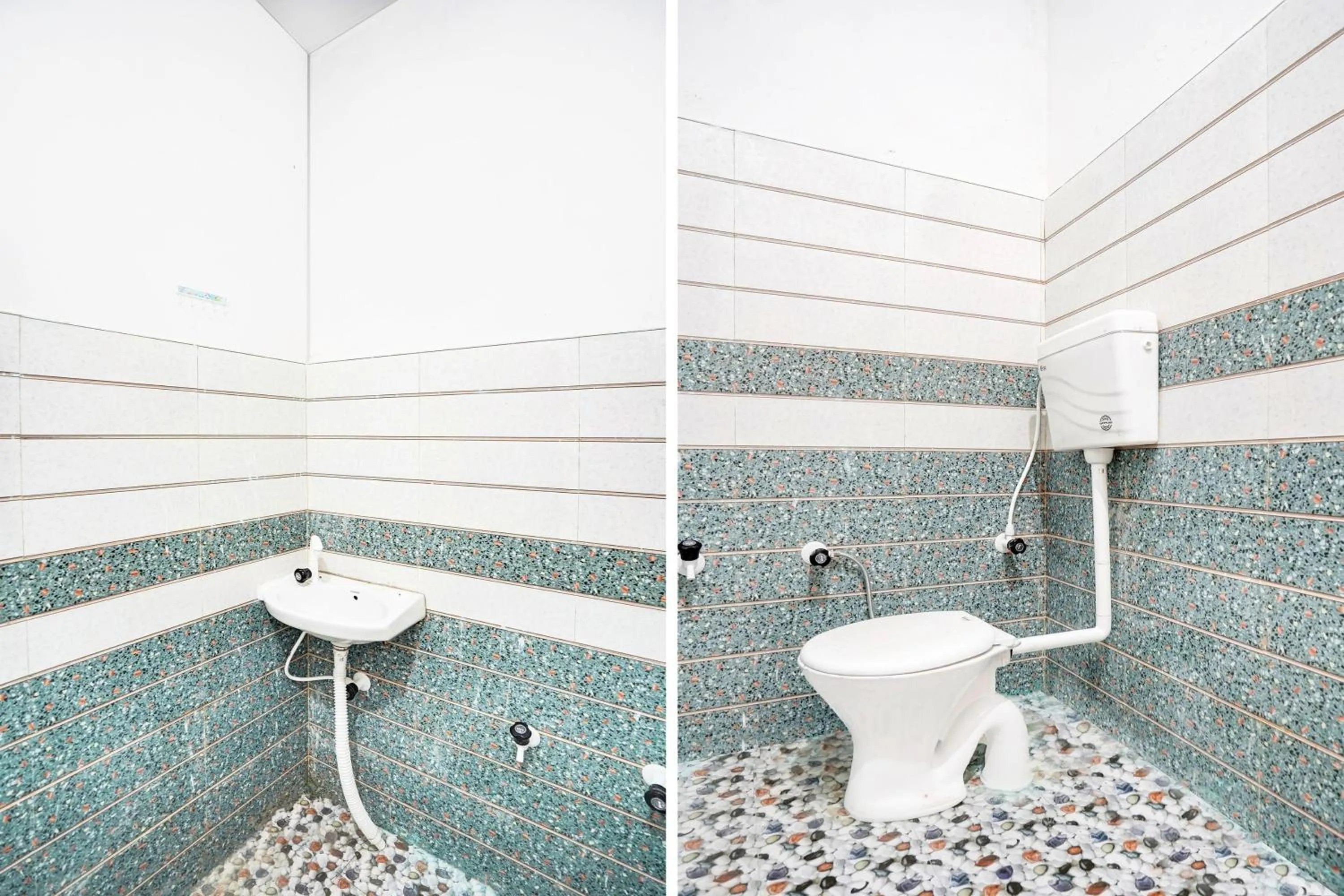 Bathroom in SPOT ON by OYO Hotel Lakshya Ghatampur