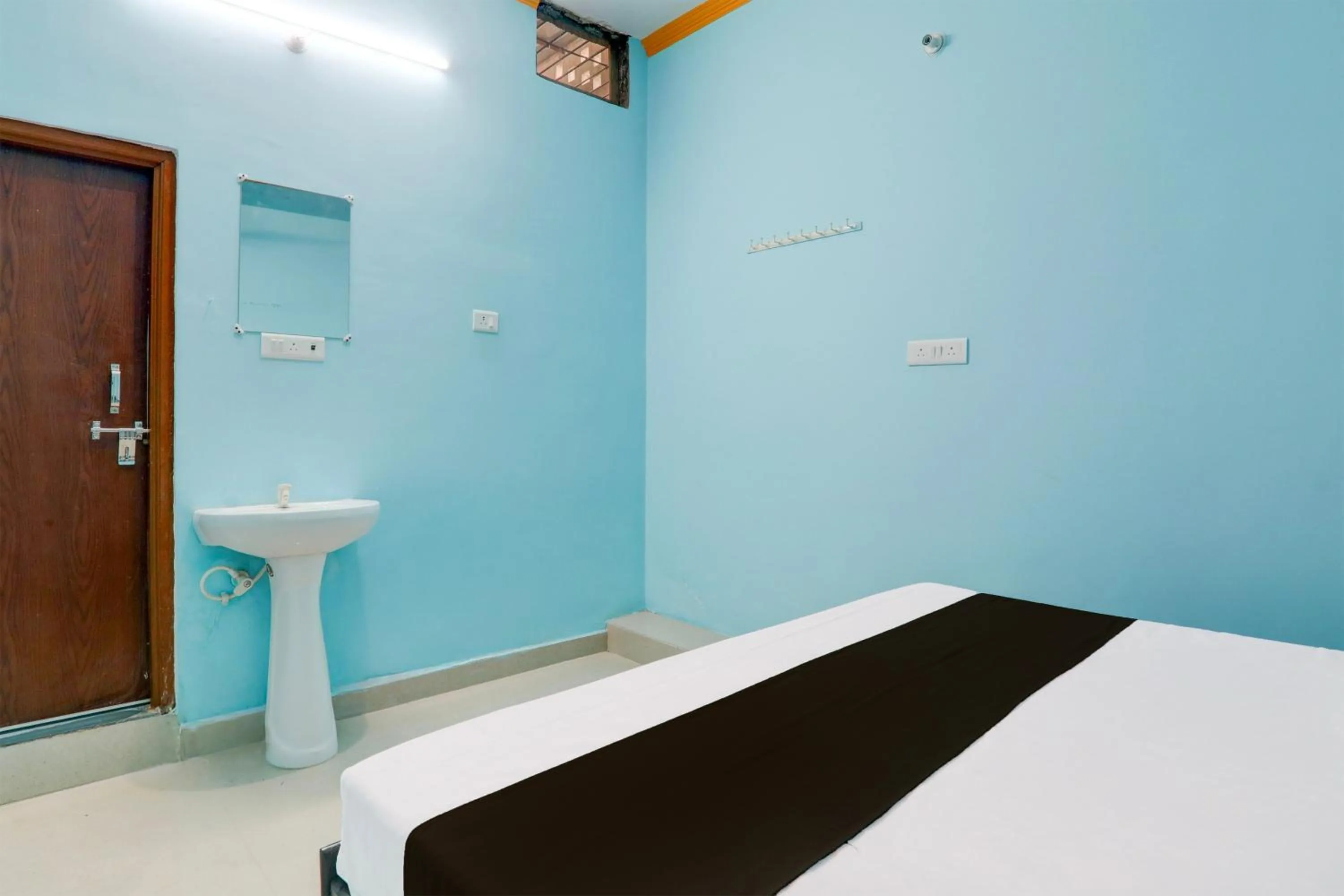 Bedroom, Bed in Hotel O SK