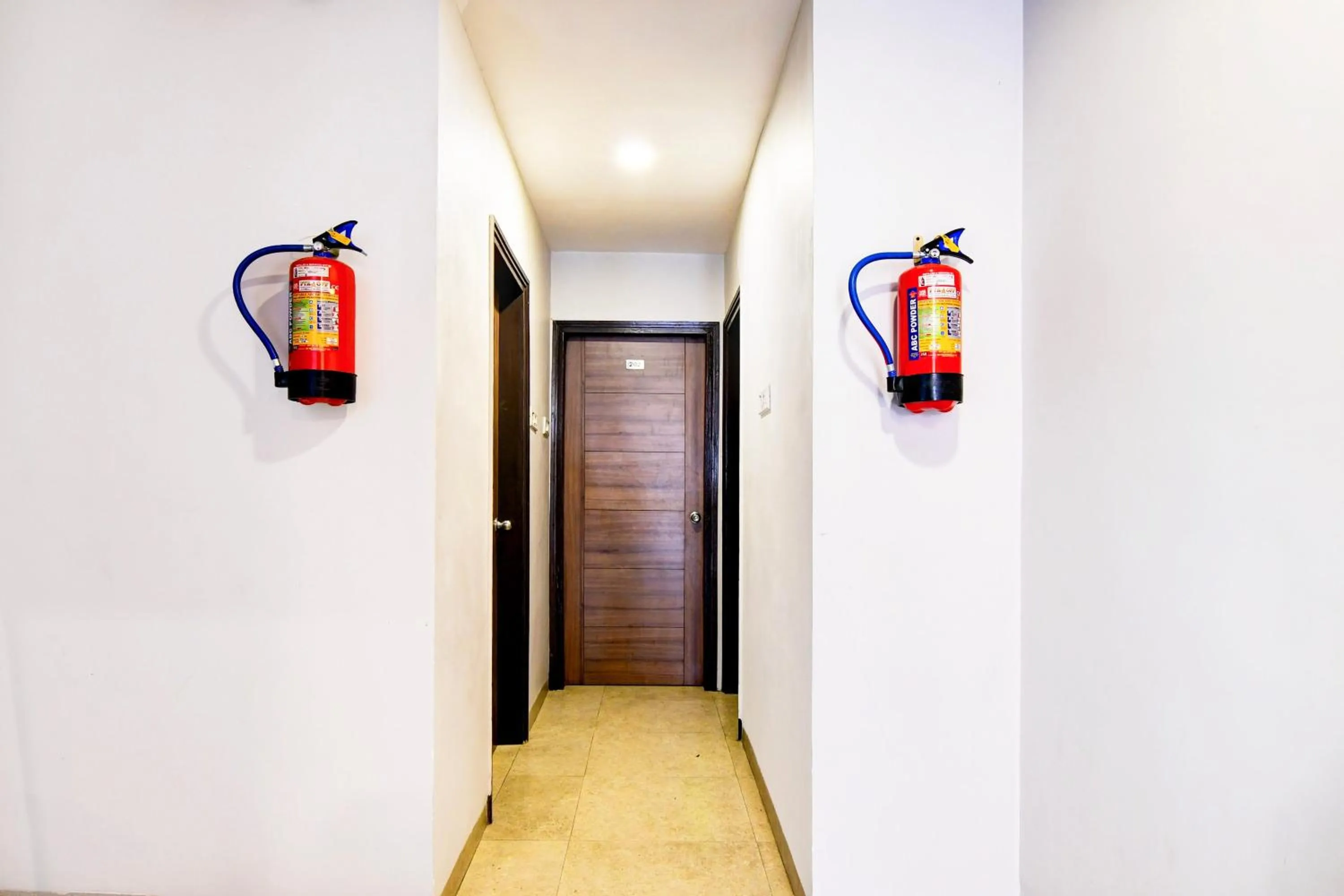 Lobby or reception in Super Hotel O Tagore Park Laskarhat formerly Shankar Guest House