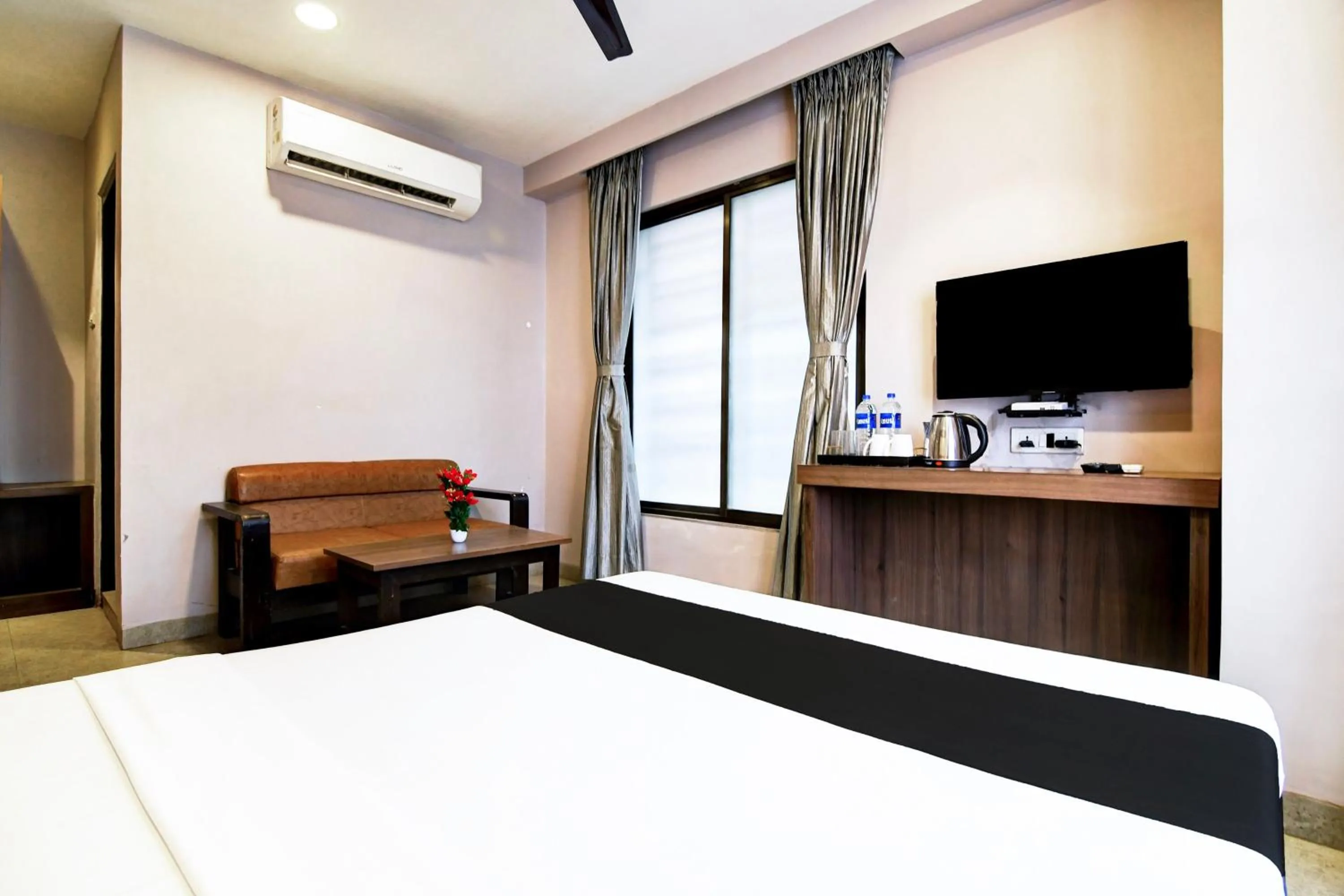 Bedroom, Bed in Super Hotel O Tagore Park Laskarhat formerly Shankar Guest House