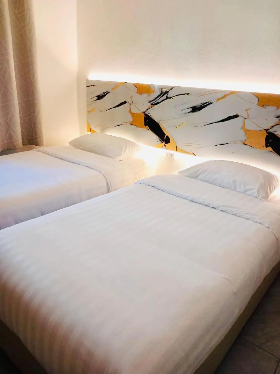 Bed in PJ Hostel & Bar