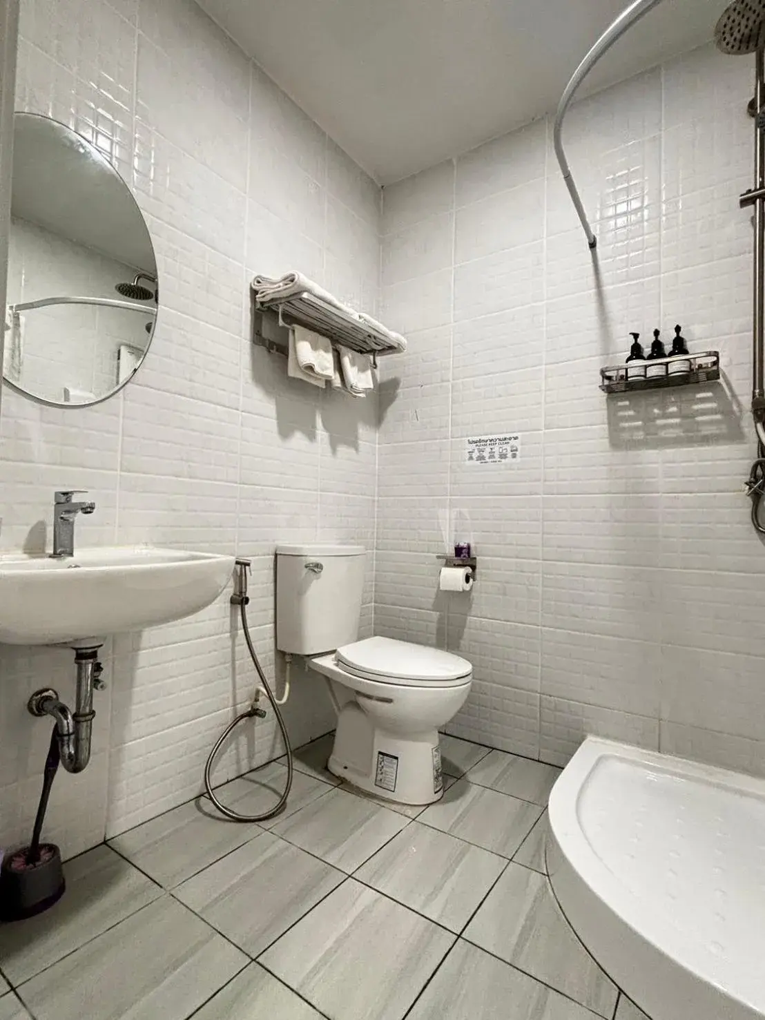 Deluxe Double Room in PJ Hostel & Bar Deluxe Double Room in PJ Hostel & Bar