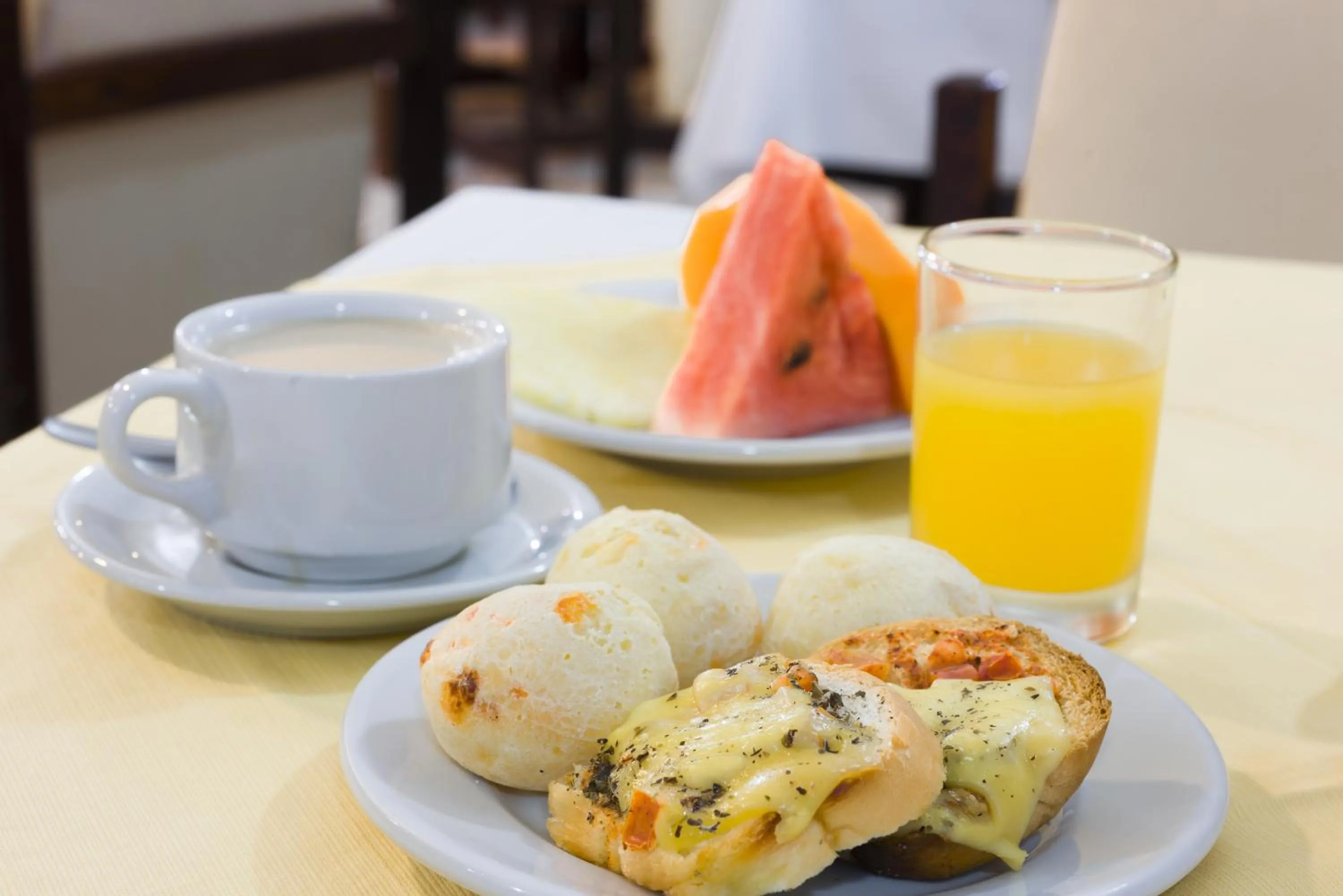 Food and drinks in Hotel Bogari