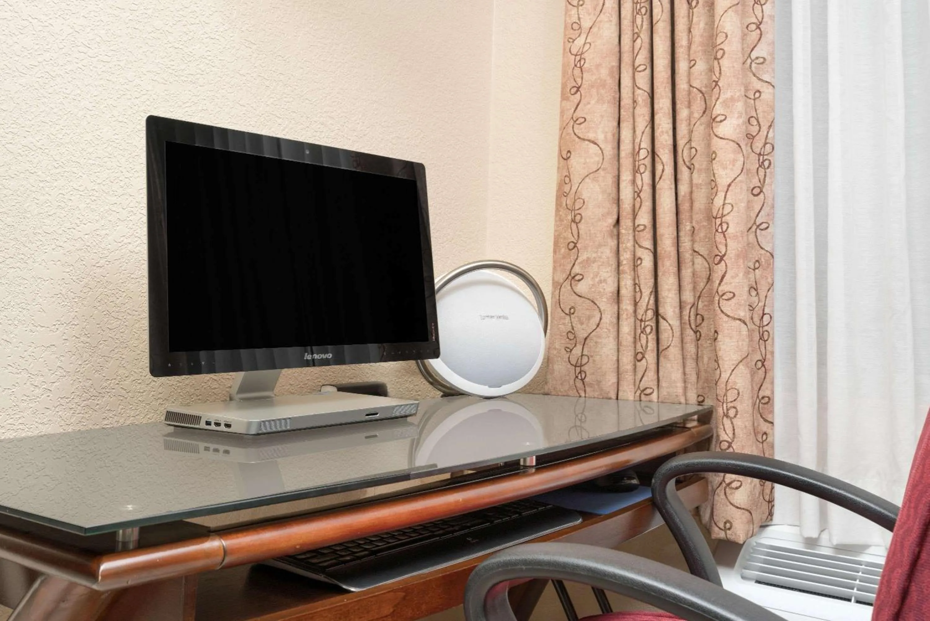 Restaurant/places to eat in Baymont by Wyndham Stevens Point