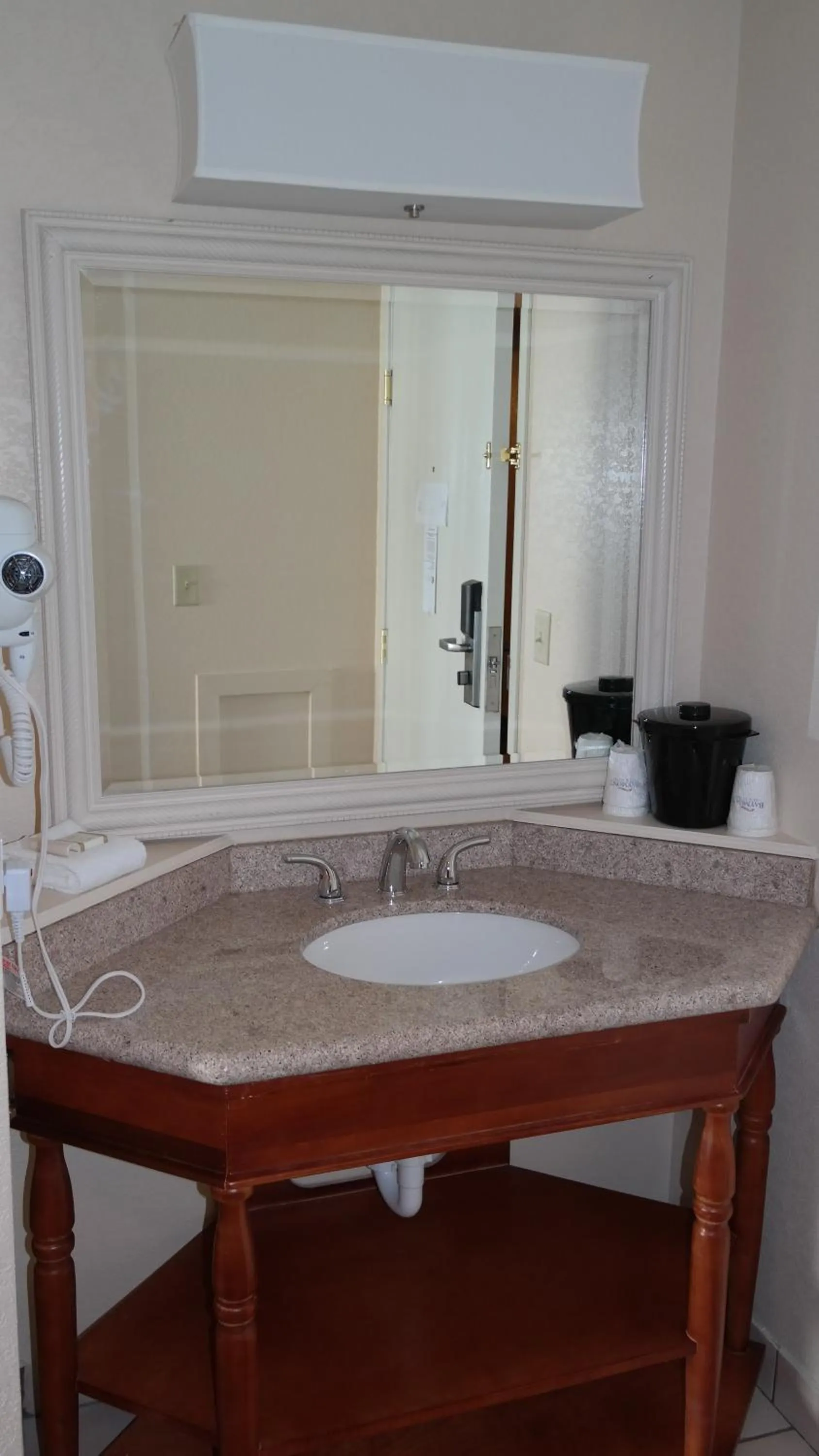 Kitchen or kitchenette in Baymont by Wyndham Stevens Point