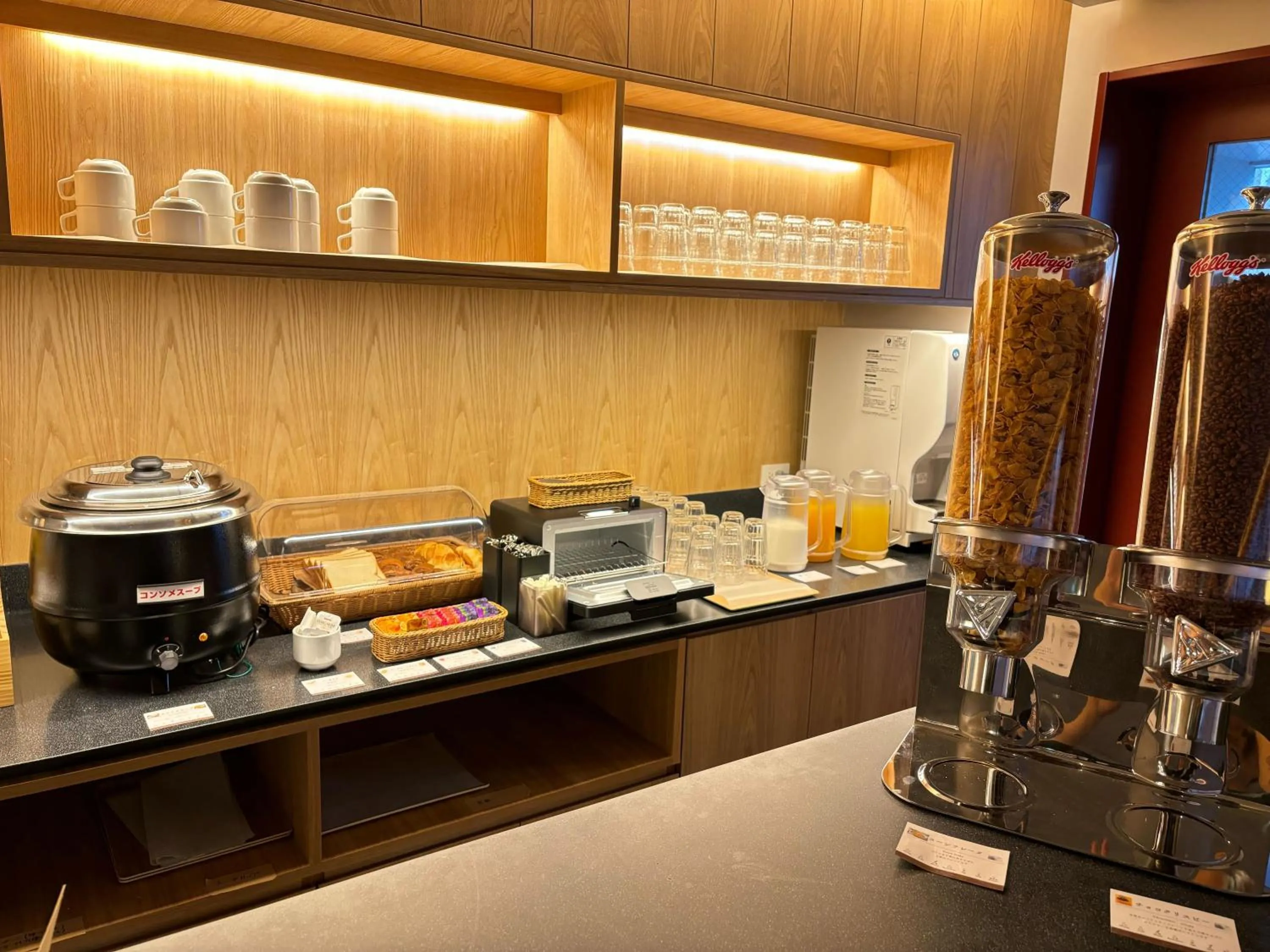 Buffet breakfast in Minn Asakusa Kuramae North