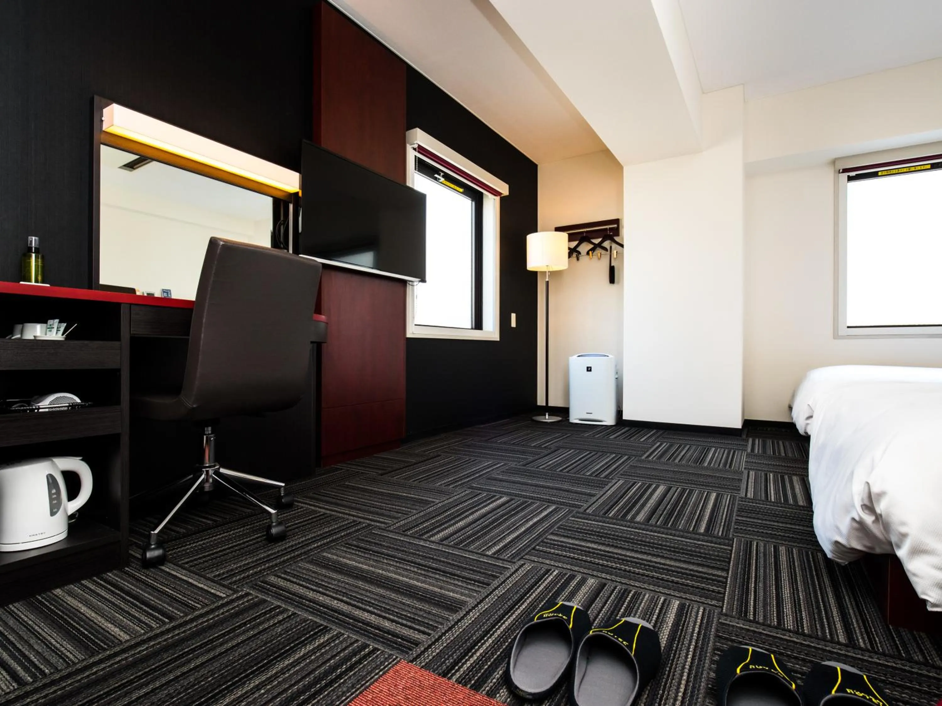 Bed in SUPER HOTEL Tokyo Akabane Station Higashiguchi Ichibangai