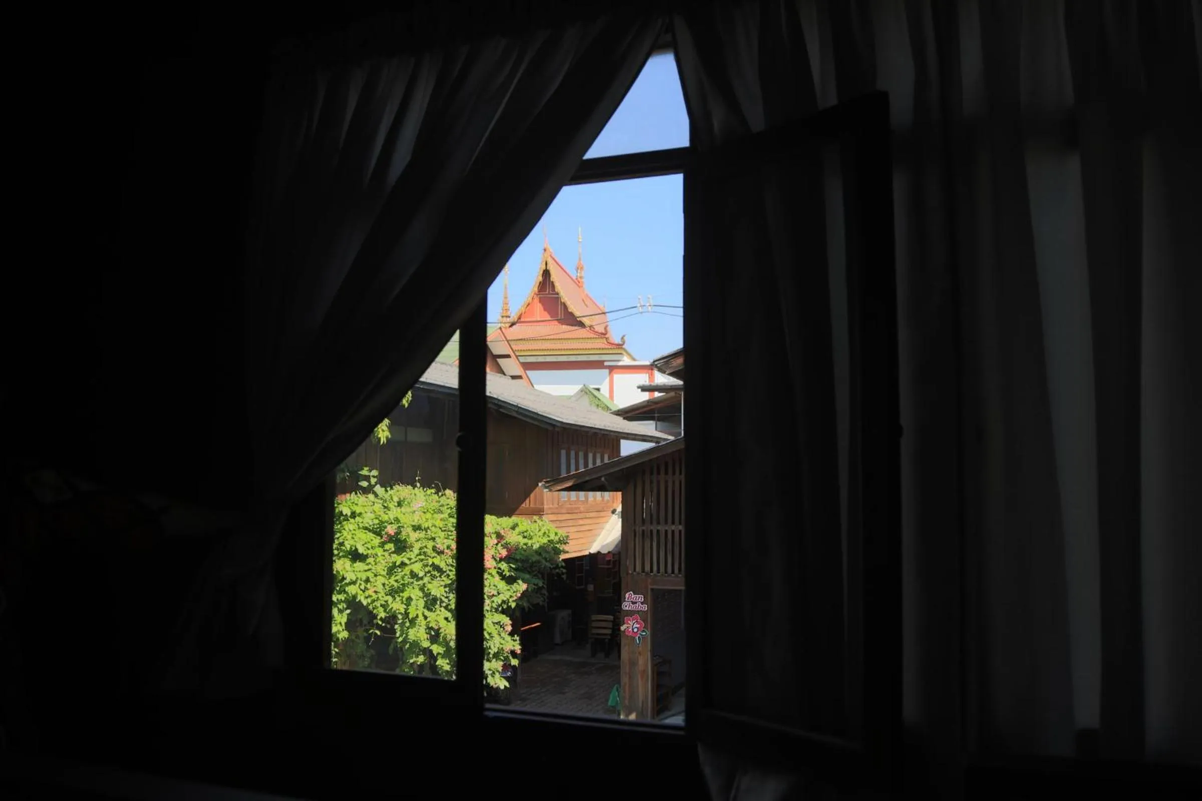 Garden view in Siriwan Hostel