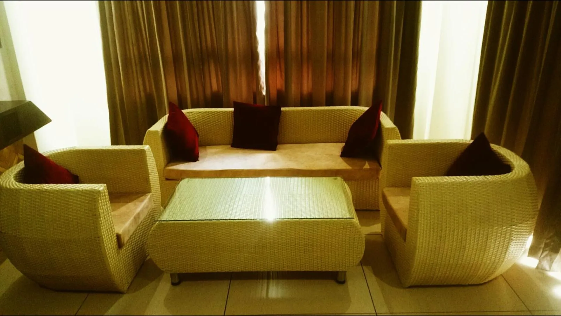 Living room in Gokulam Park Munnar