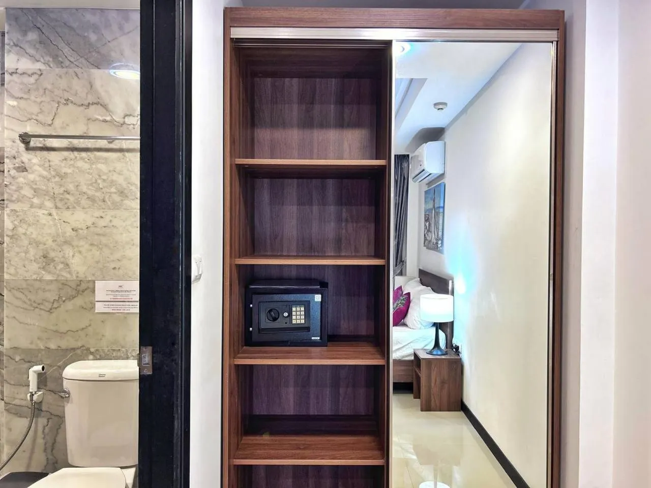 Nai Harn Condominium