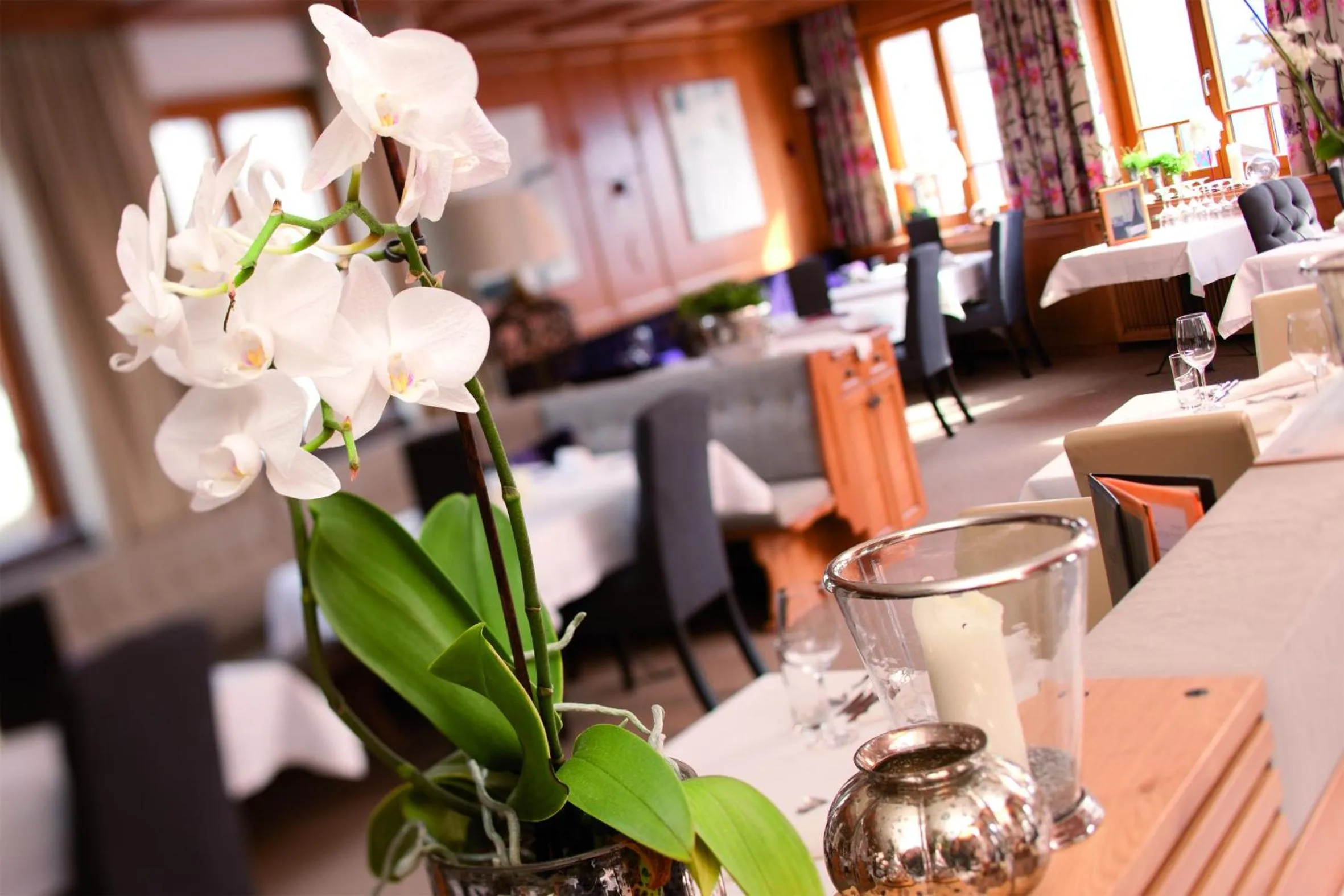 Restaurant/places to eat in Lasinga