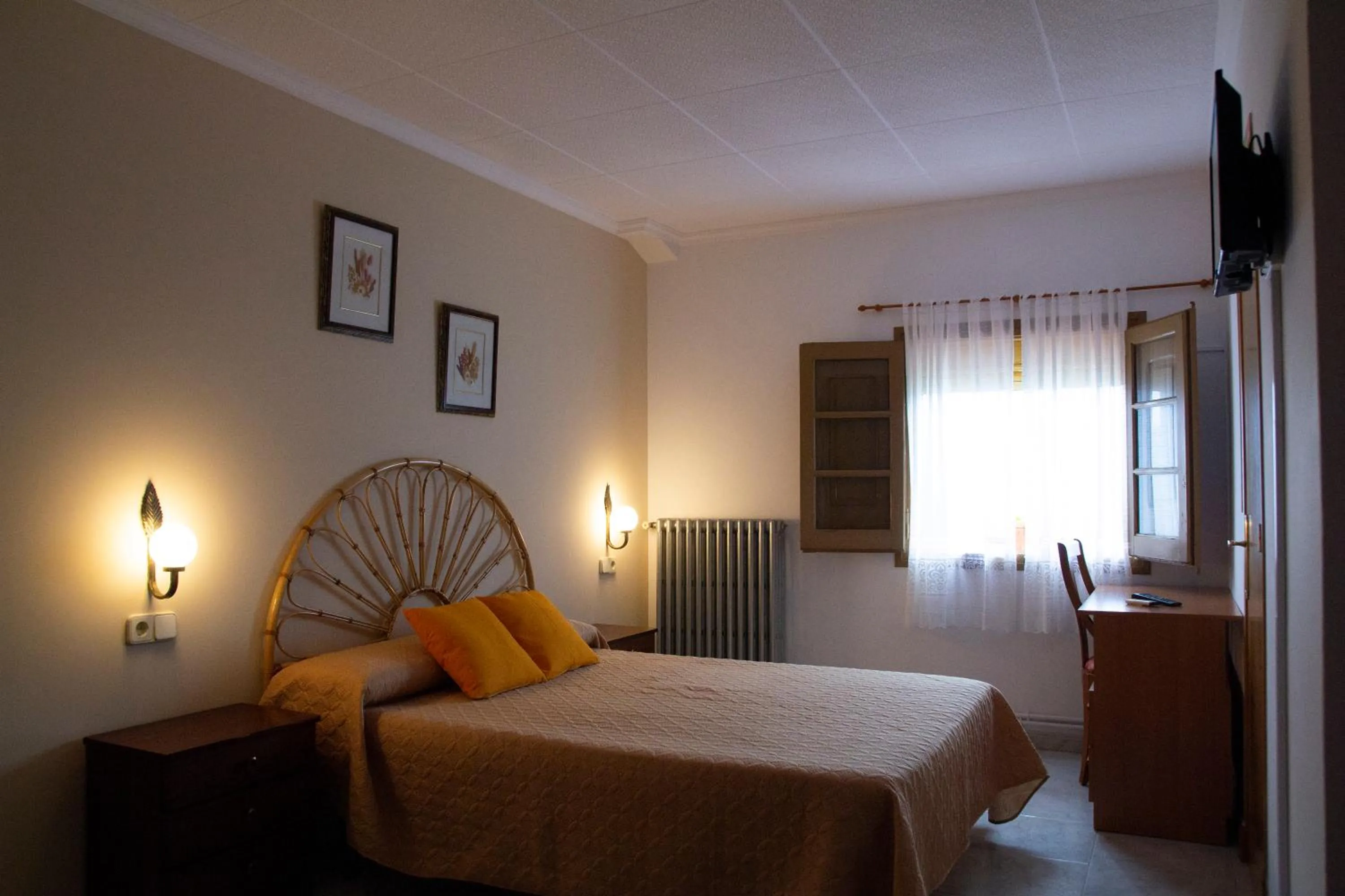 Bed in Hostal Montserrat