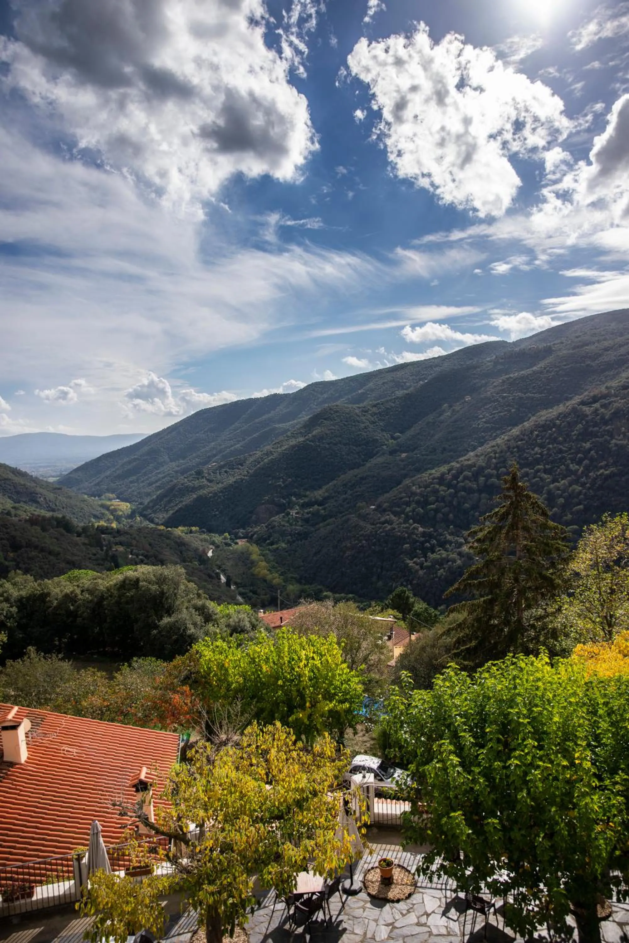 Mountain view in Hostal Montserrat