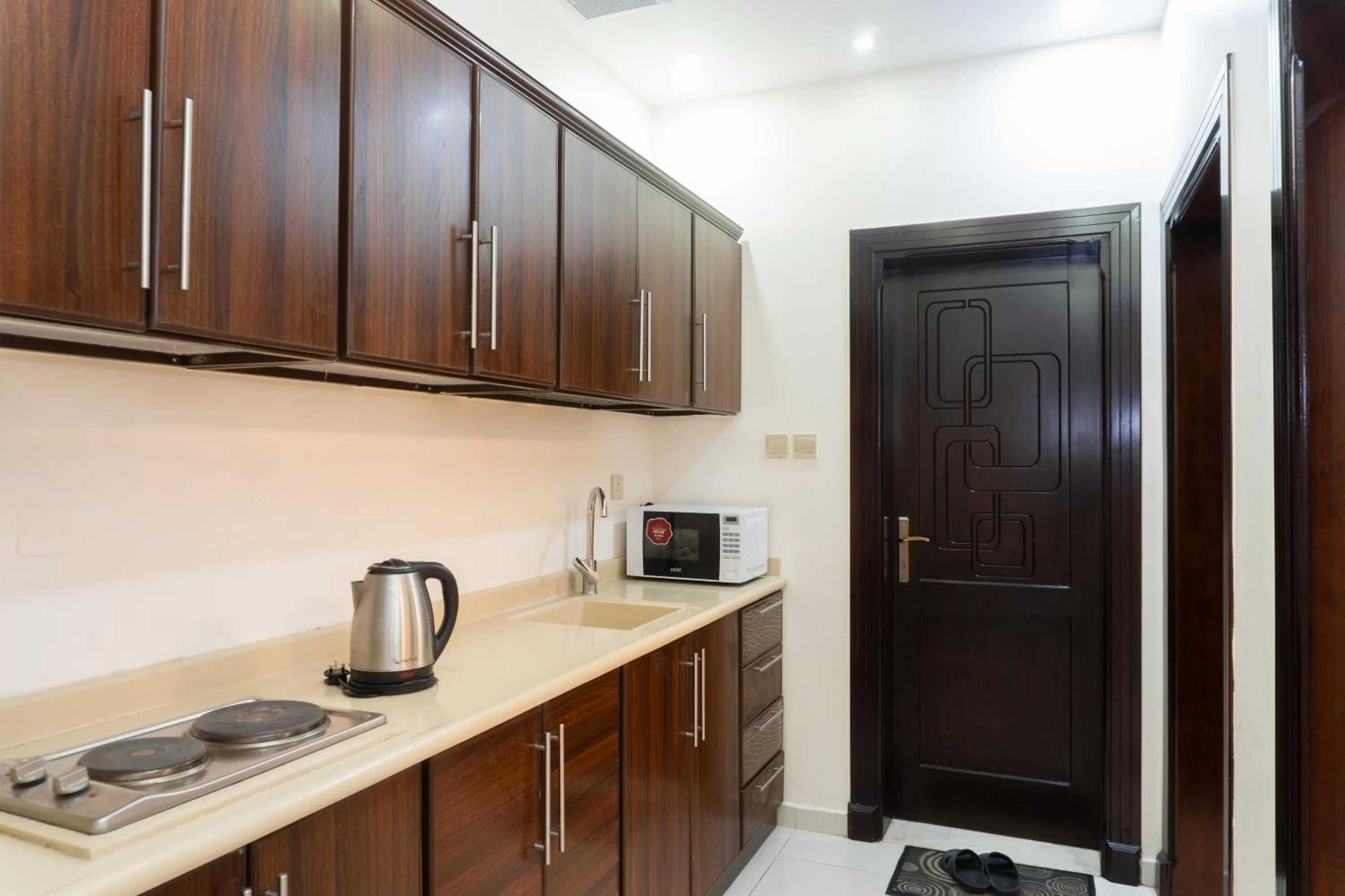 Coffee/tea facilities in Dyar Sultana - 10 Mins Drive to Al Masjed Al Nabwi