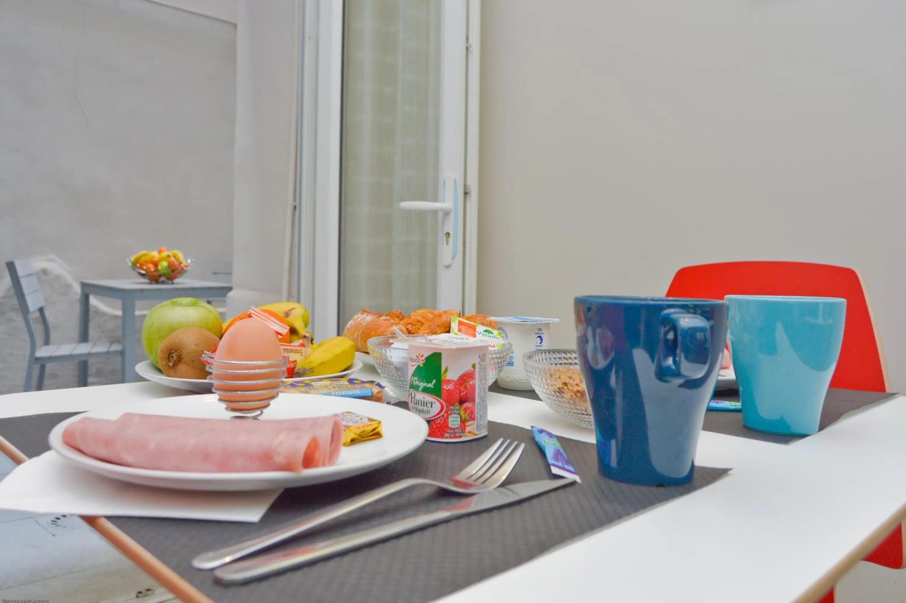 Food and drinks in Hôtel du Quai de Seine