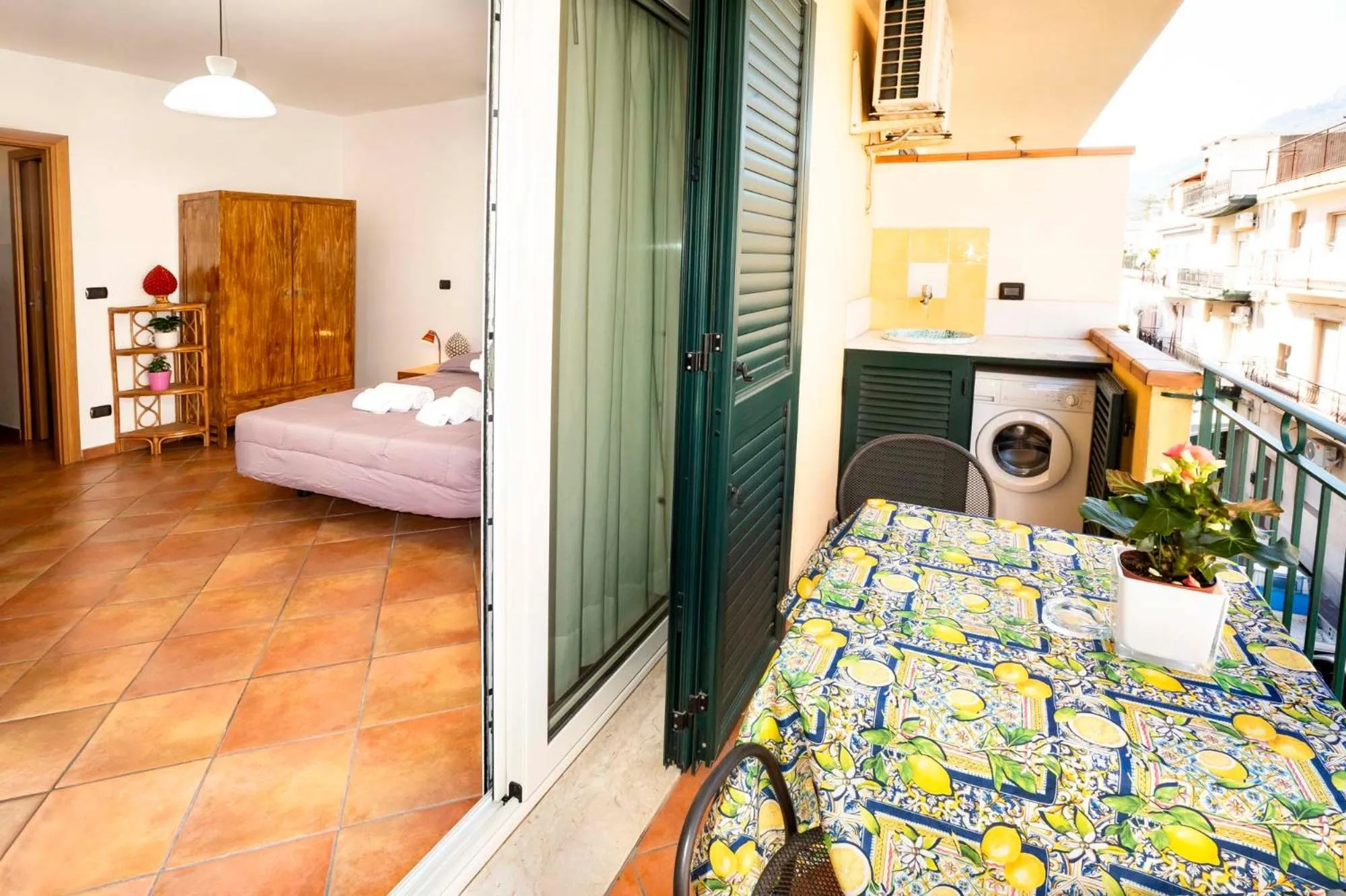 Bed in Le Tartarughe Aparthotel