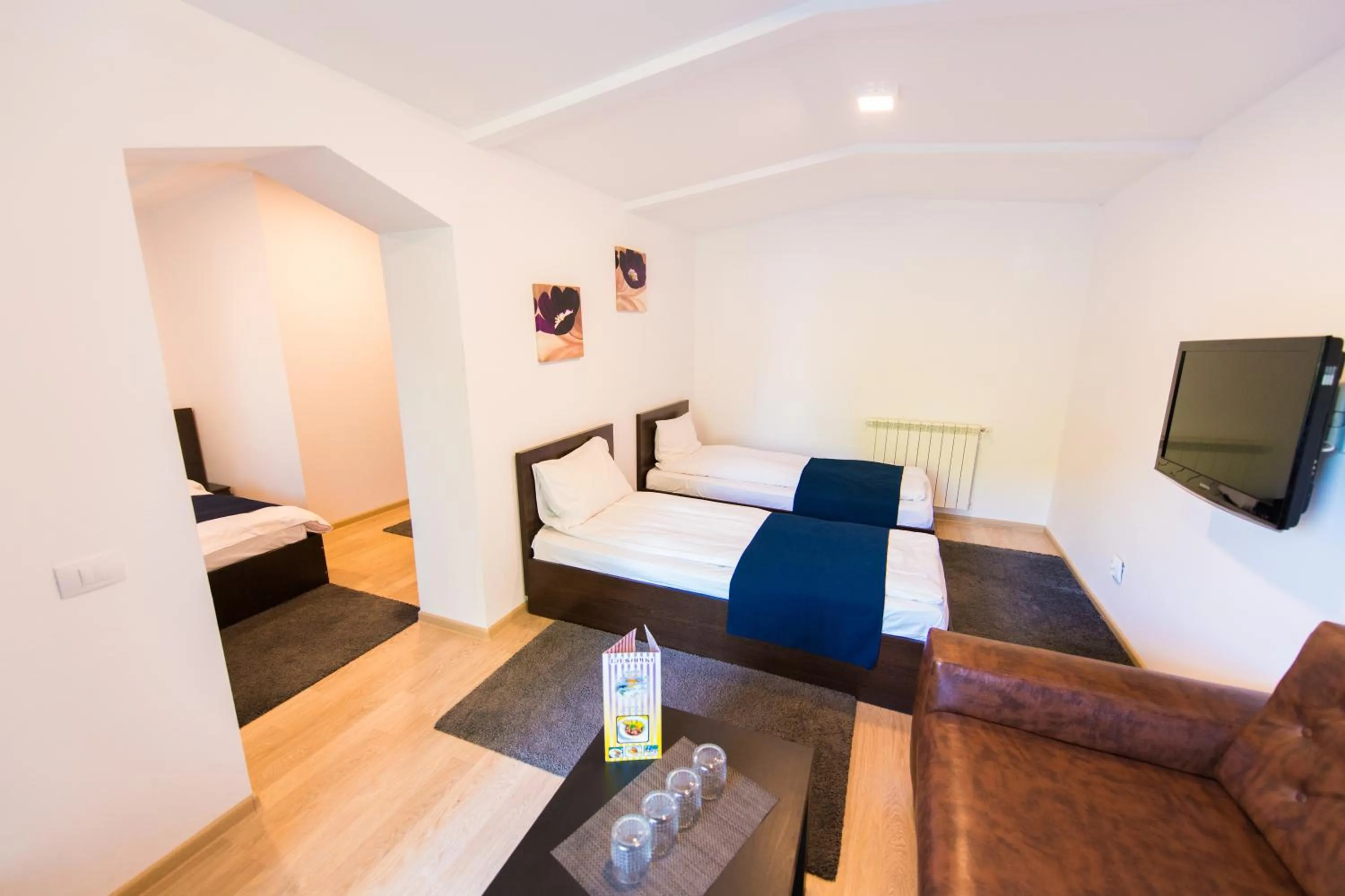 Bed in Pensiunea Puiu