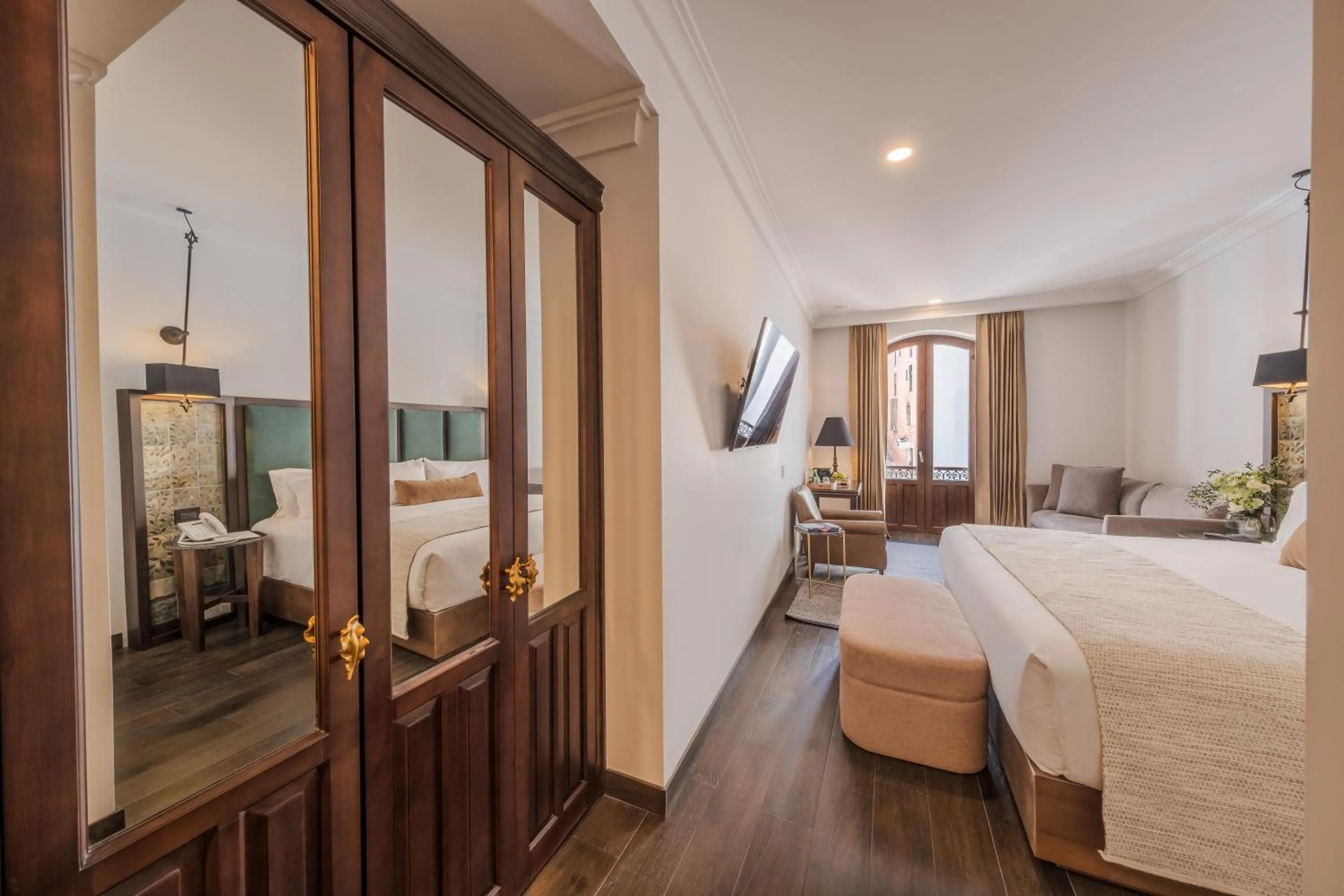 Photo of the whole room, Bed in Casa Kloster Hotel Boutique