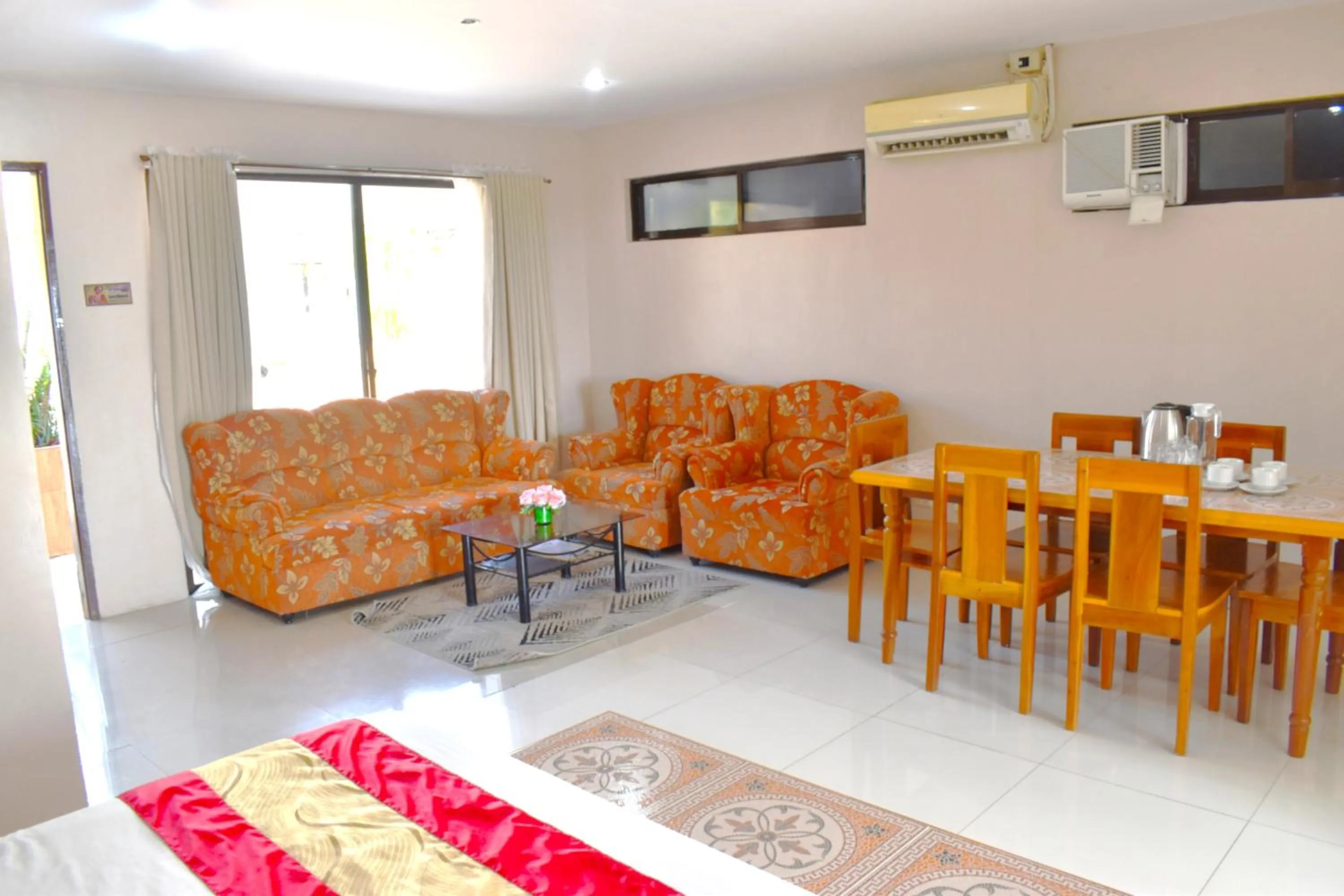 Living room in Northland Resort Hotel Manapla