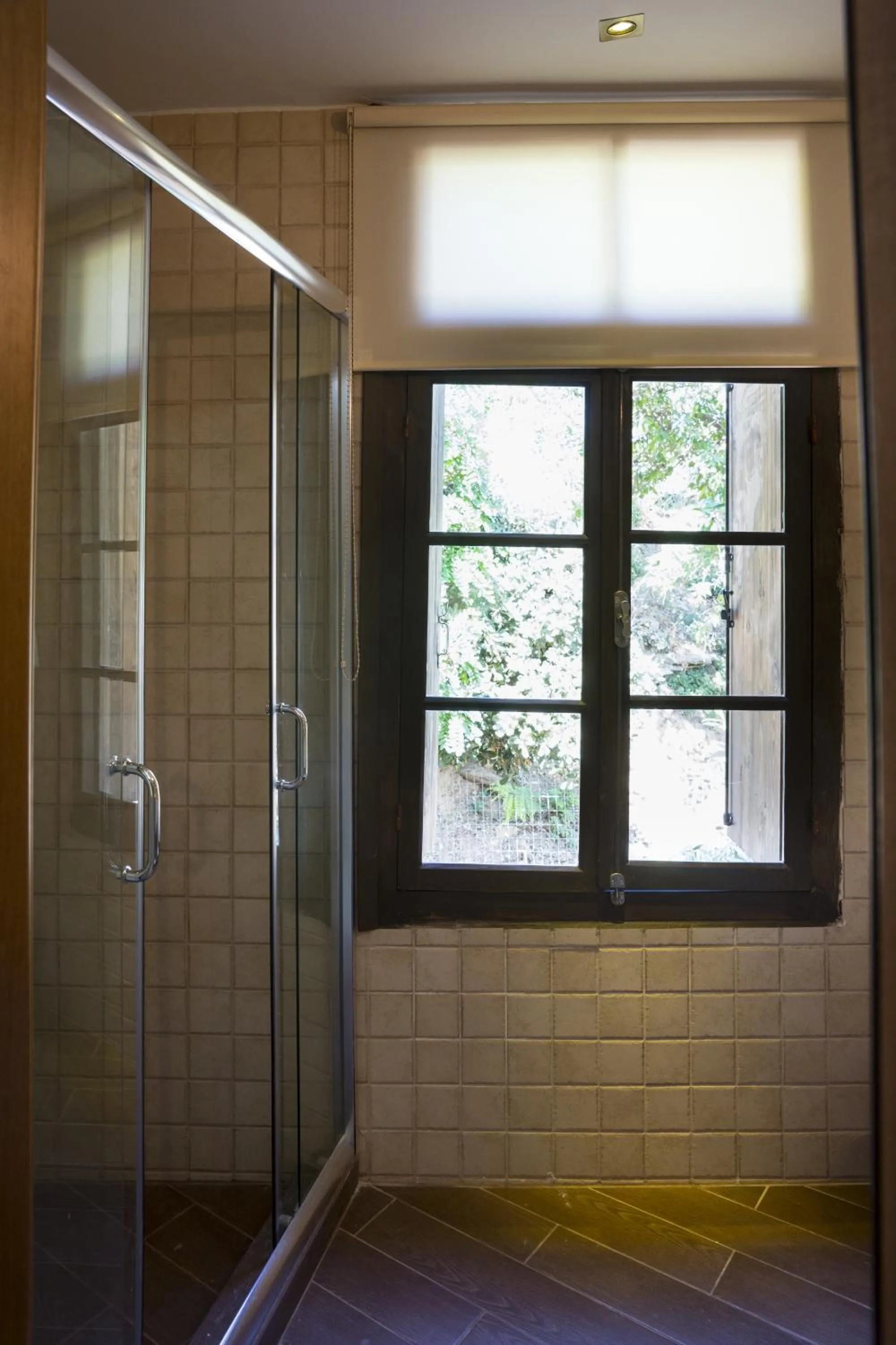 Bathroom in Elia Portou Rooms