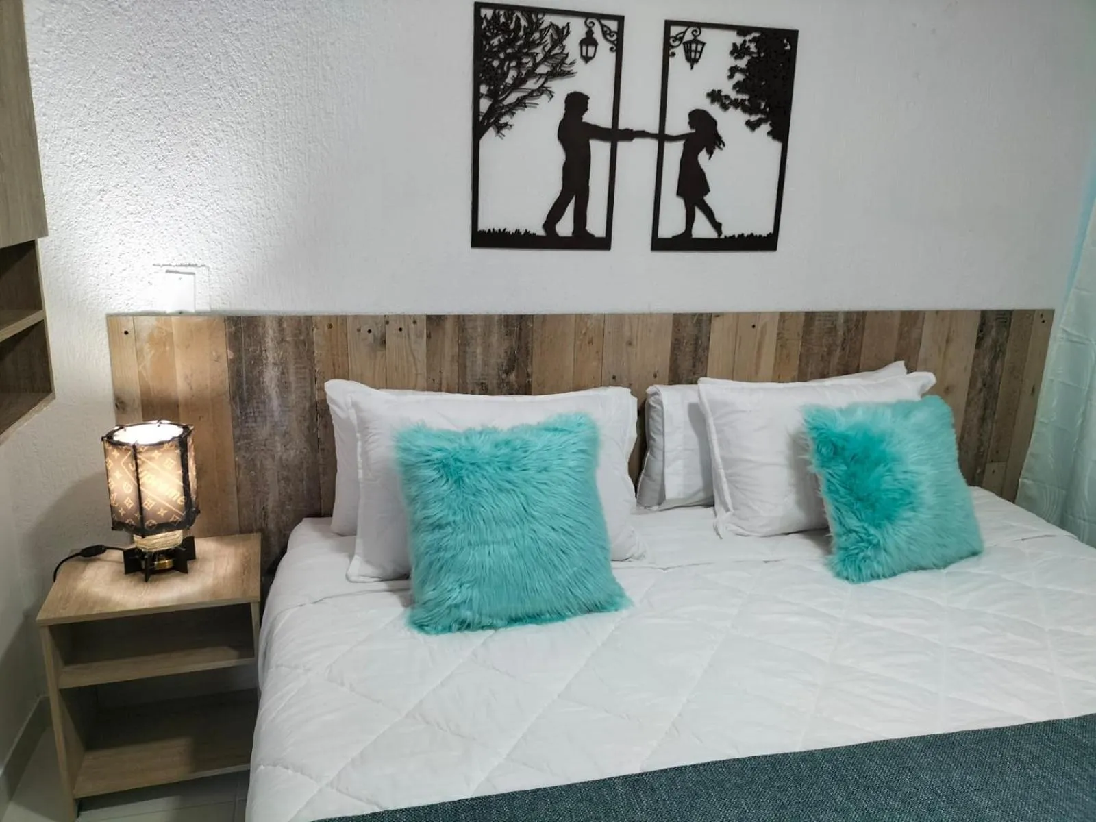 Photo of the whole room, Bed in ArisSha Boutique Hotel