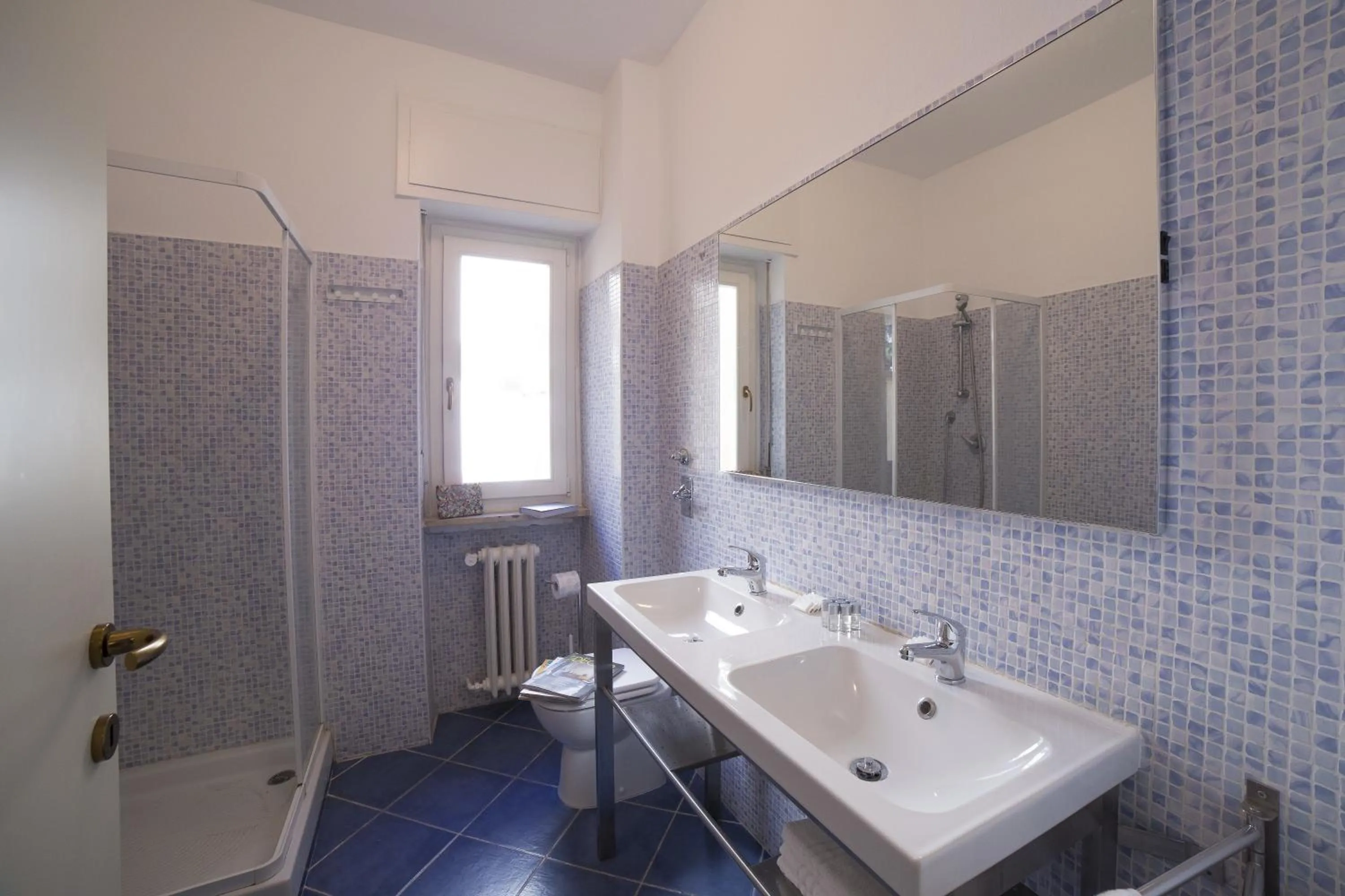 Bathroom in Aurum Aparthotels Gambara