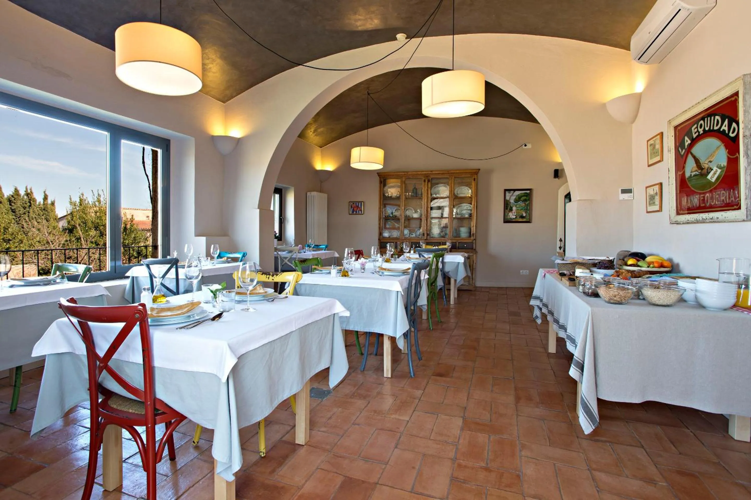 Restaurant/places to eat in Encís d'Empordà -Adults Only-