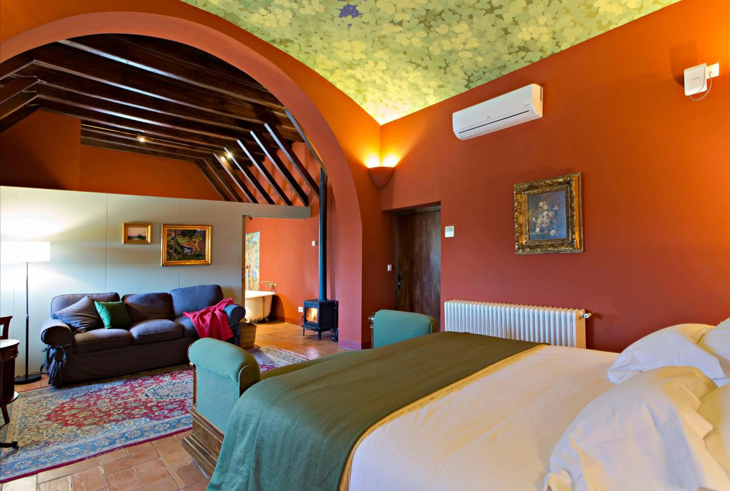 Bed in Encís d'Empordà -Adults Only-