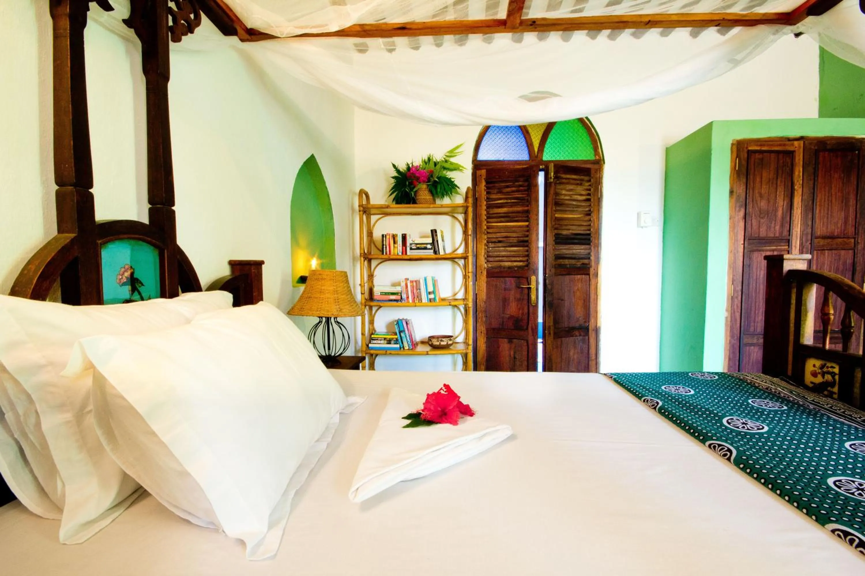 Patio, Bed in Villa Bahati Zanzibar