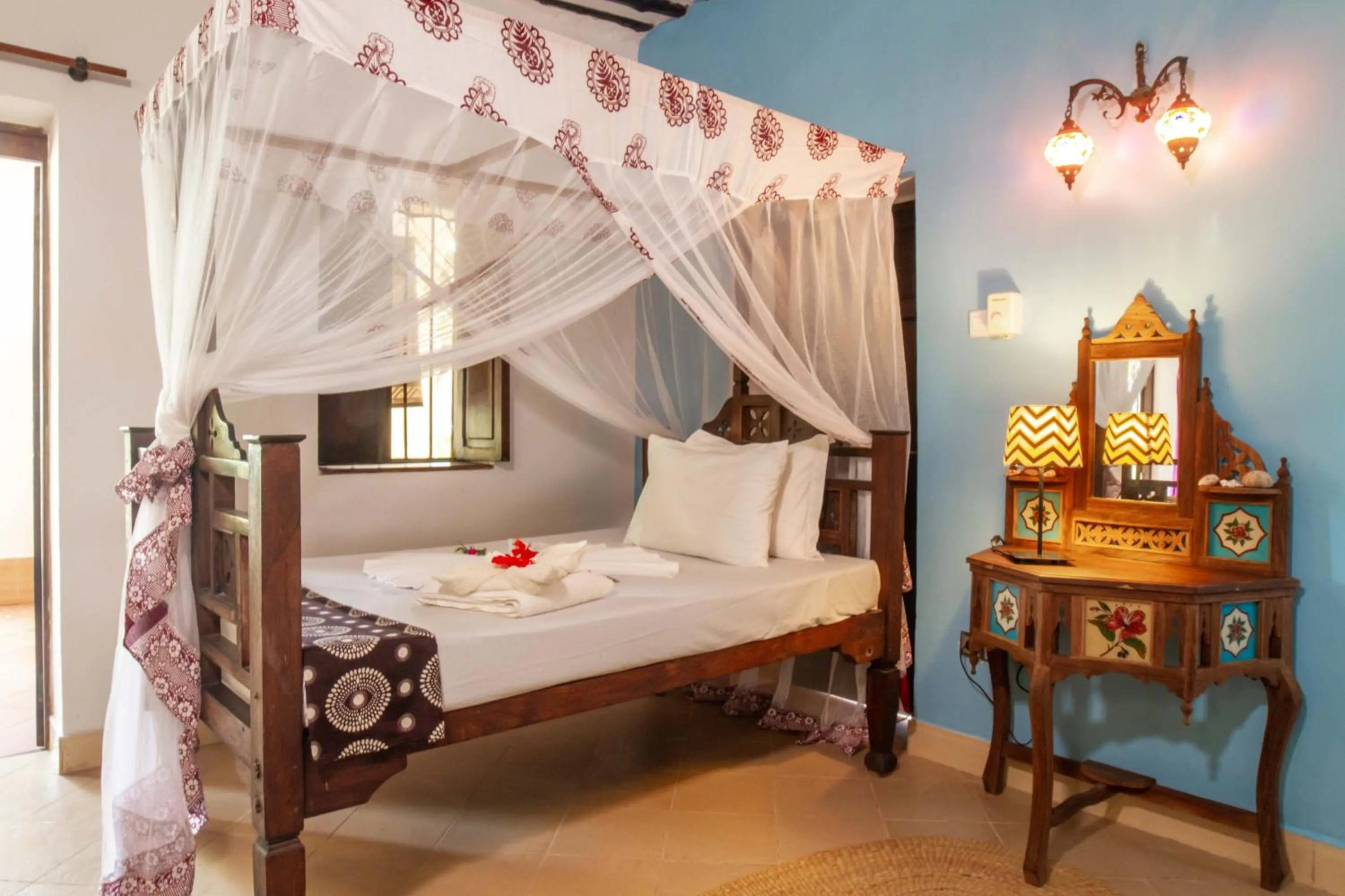 Bed in Villa Bahati Zanzibar