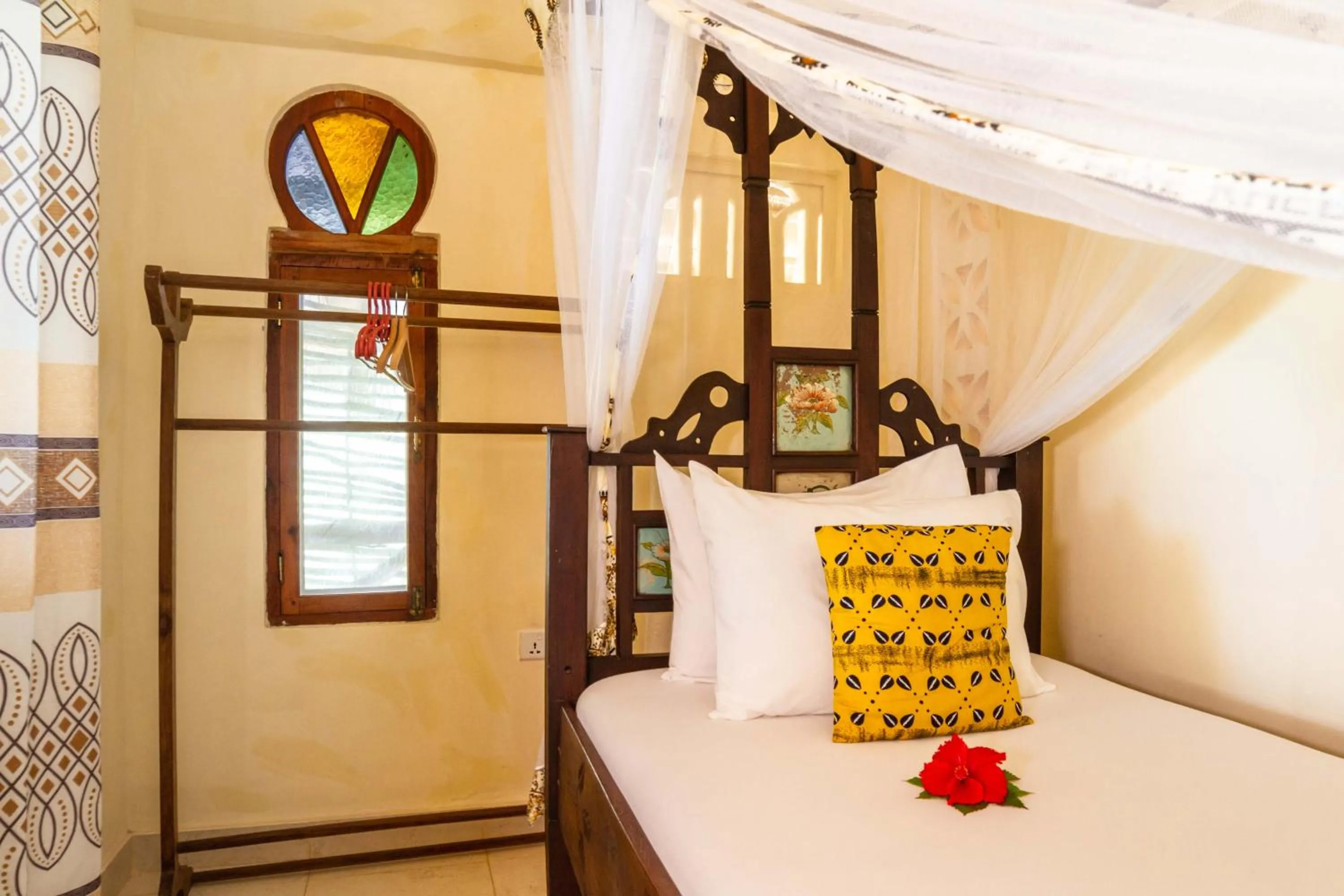 Bed in Villa Bahati Zanzibar