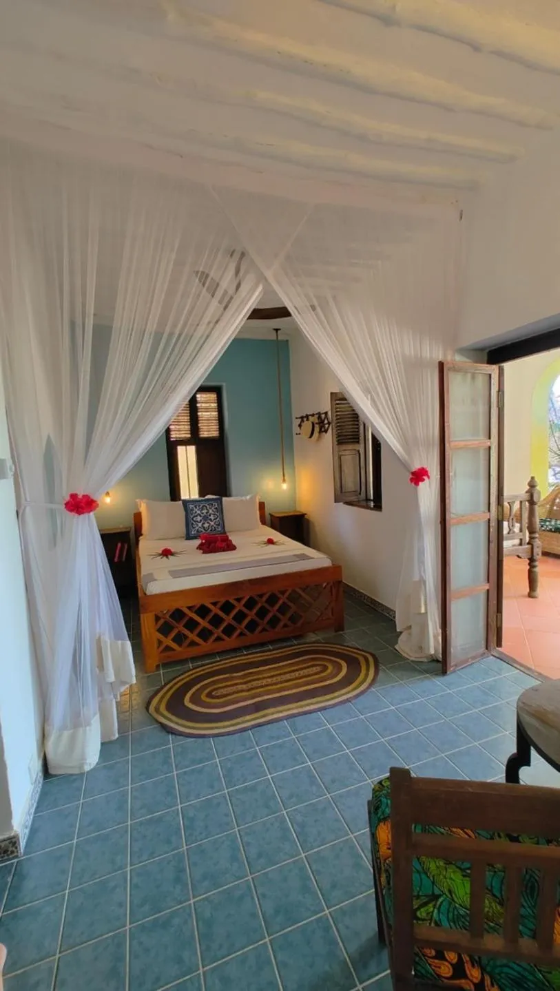 Photo of the whole room in Villa Bahati Zanzibar
