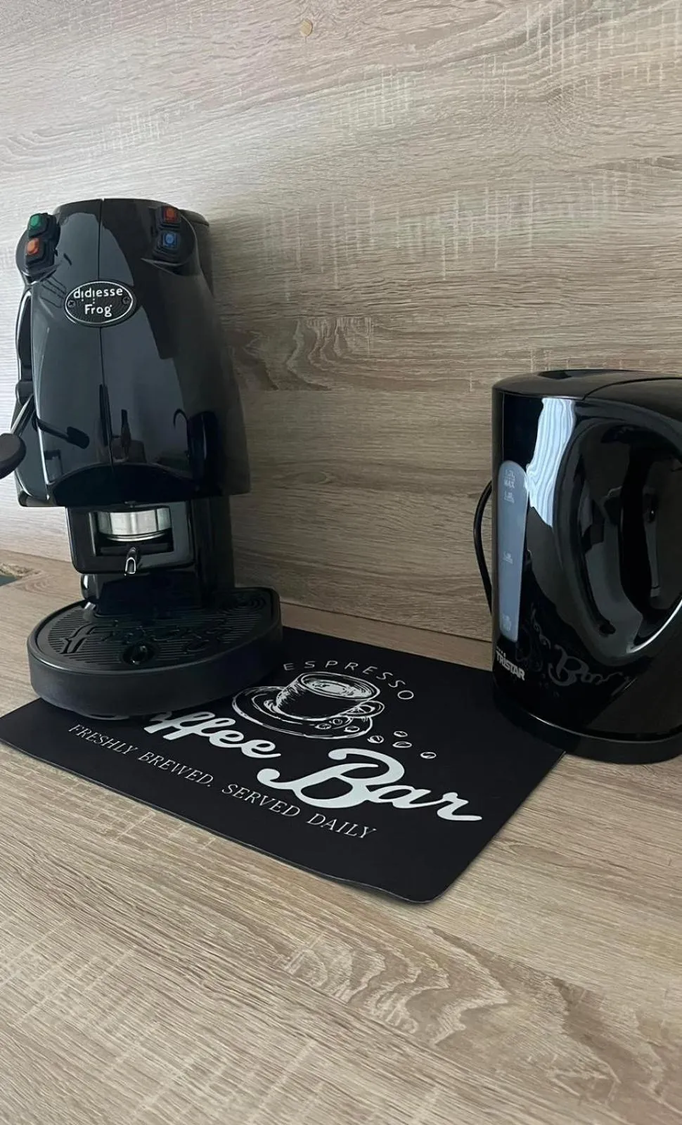 Coffee/tea facilities in B&B Garibaldi Road