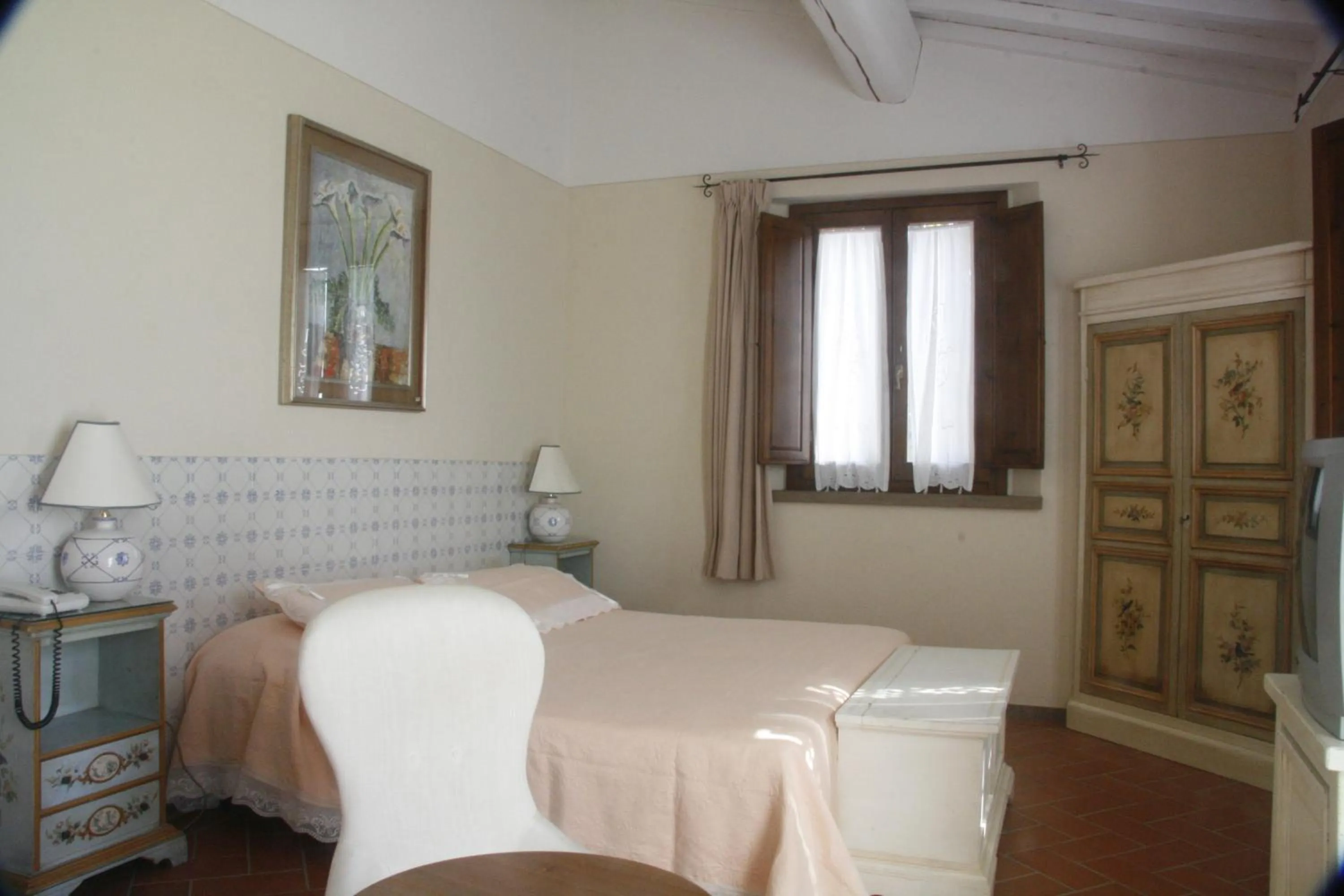 Photo of the whole room in Locanda le Boscarecce