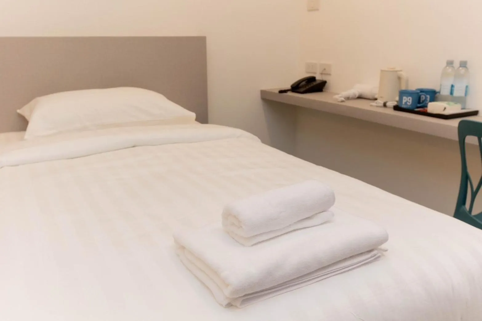 Photo of the whole room, Bed in P9 Ratchada Hotel