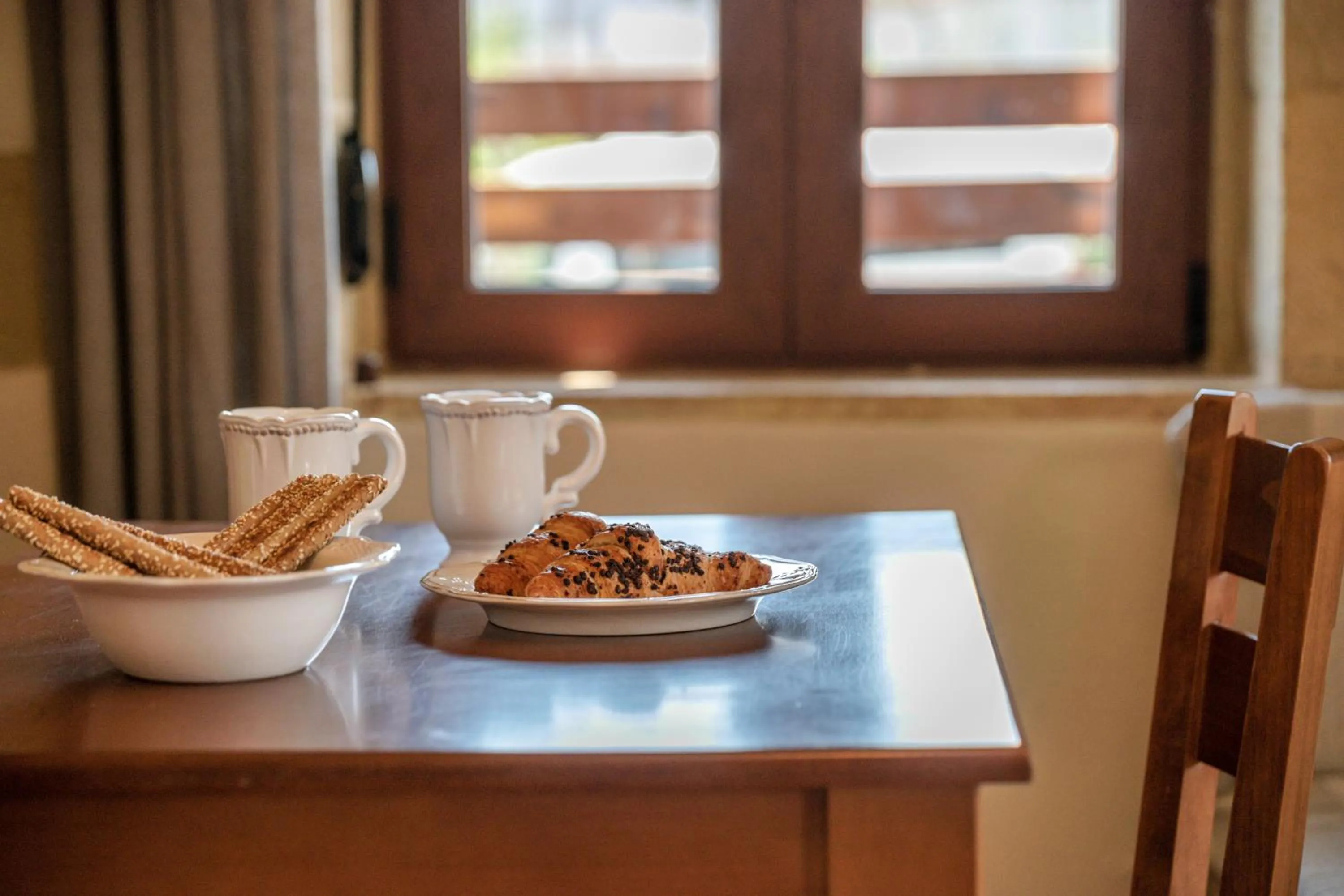 Dining area in Secreto Studios