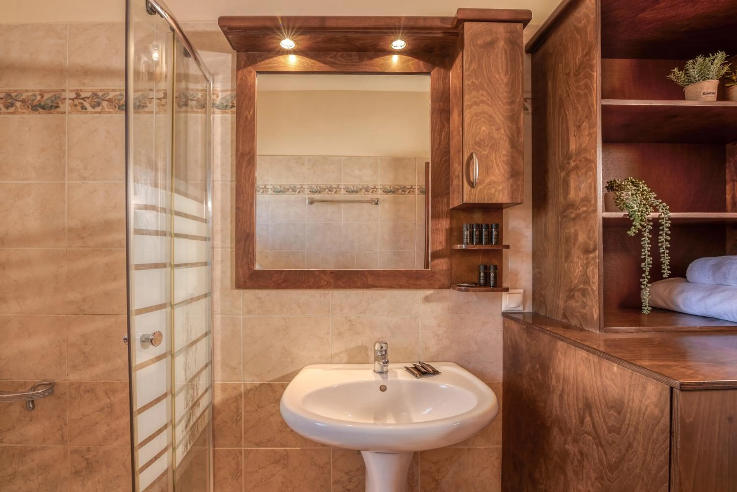 Bathroom in Secreto Studios