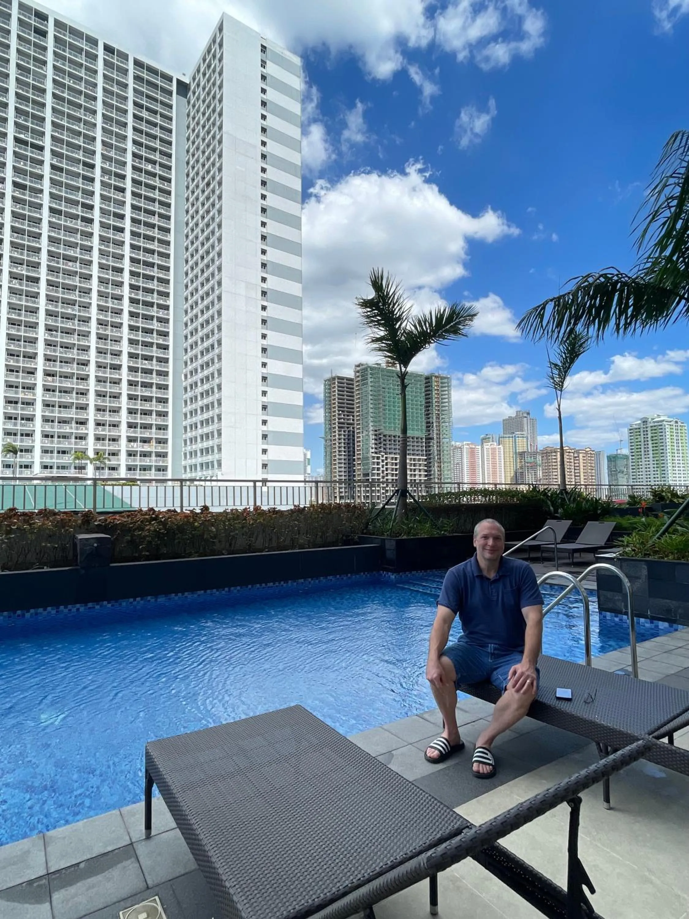 Property building in SMDC Coast Residences