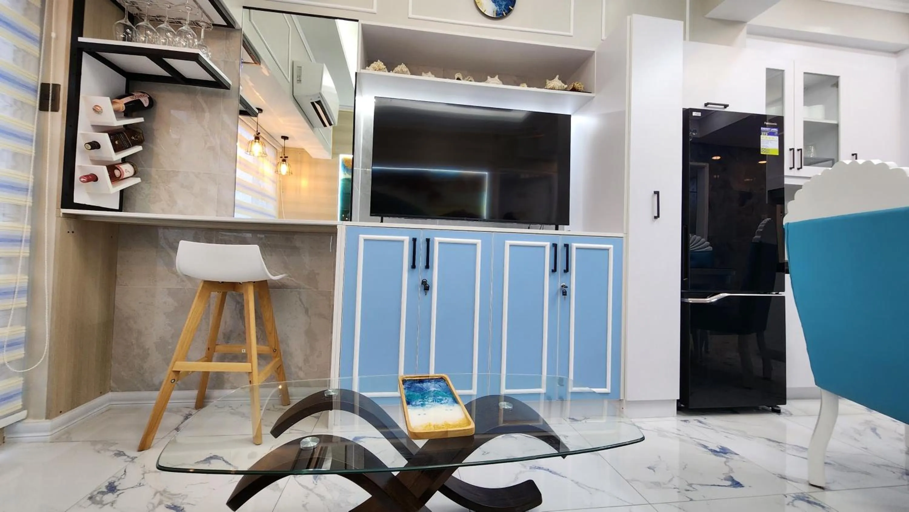 Communal lounge/ TV room in SMDC Coast Residences