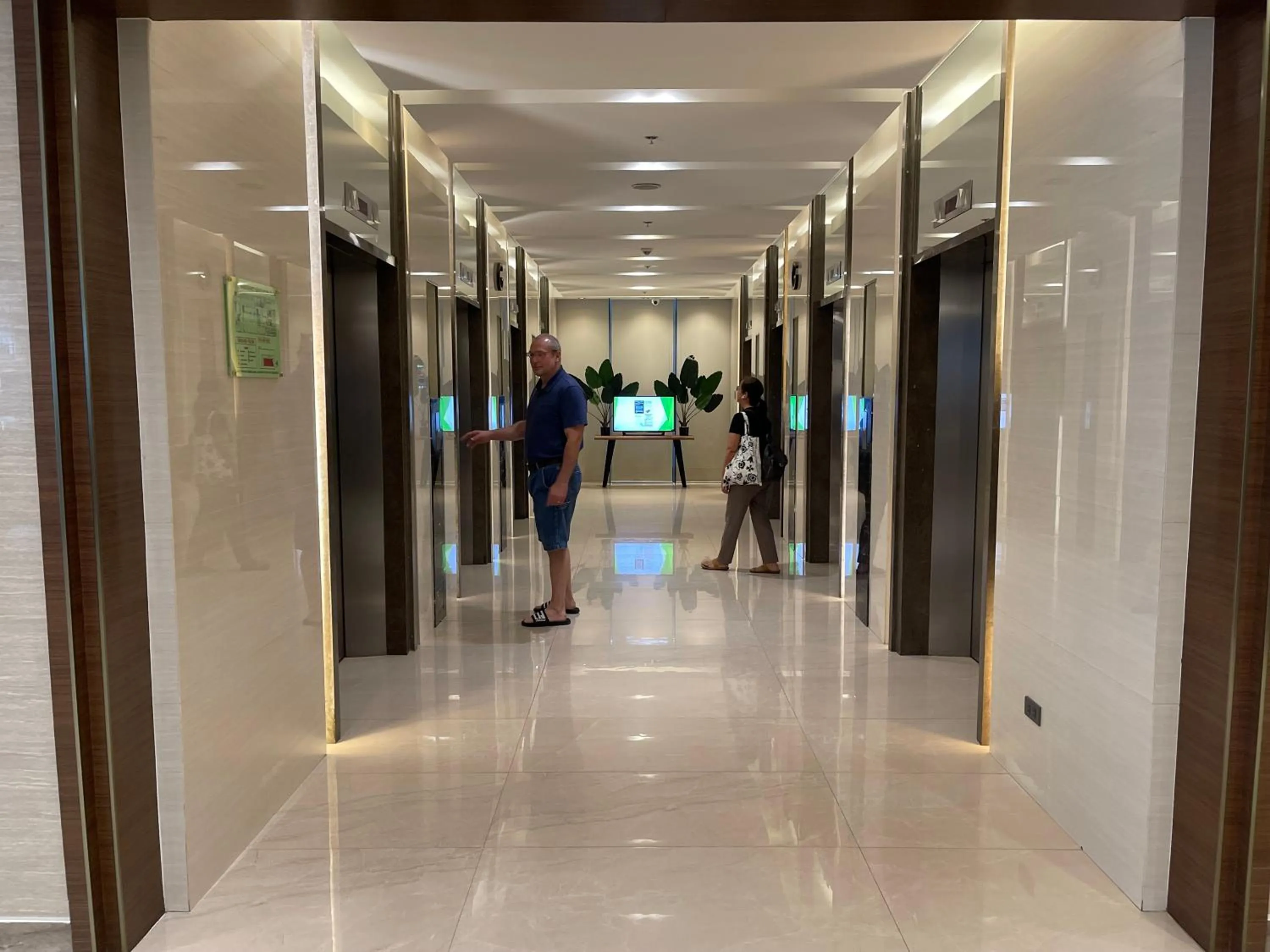 elevator in SMDC Coast Residences