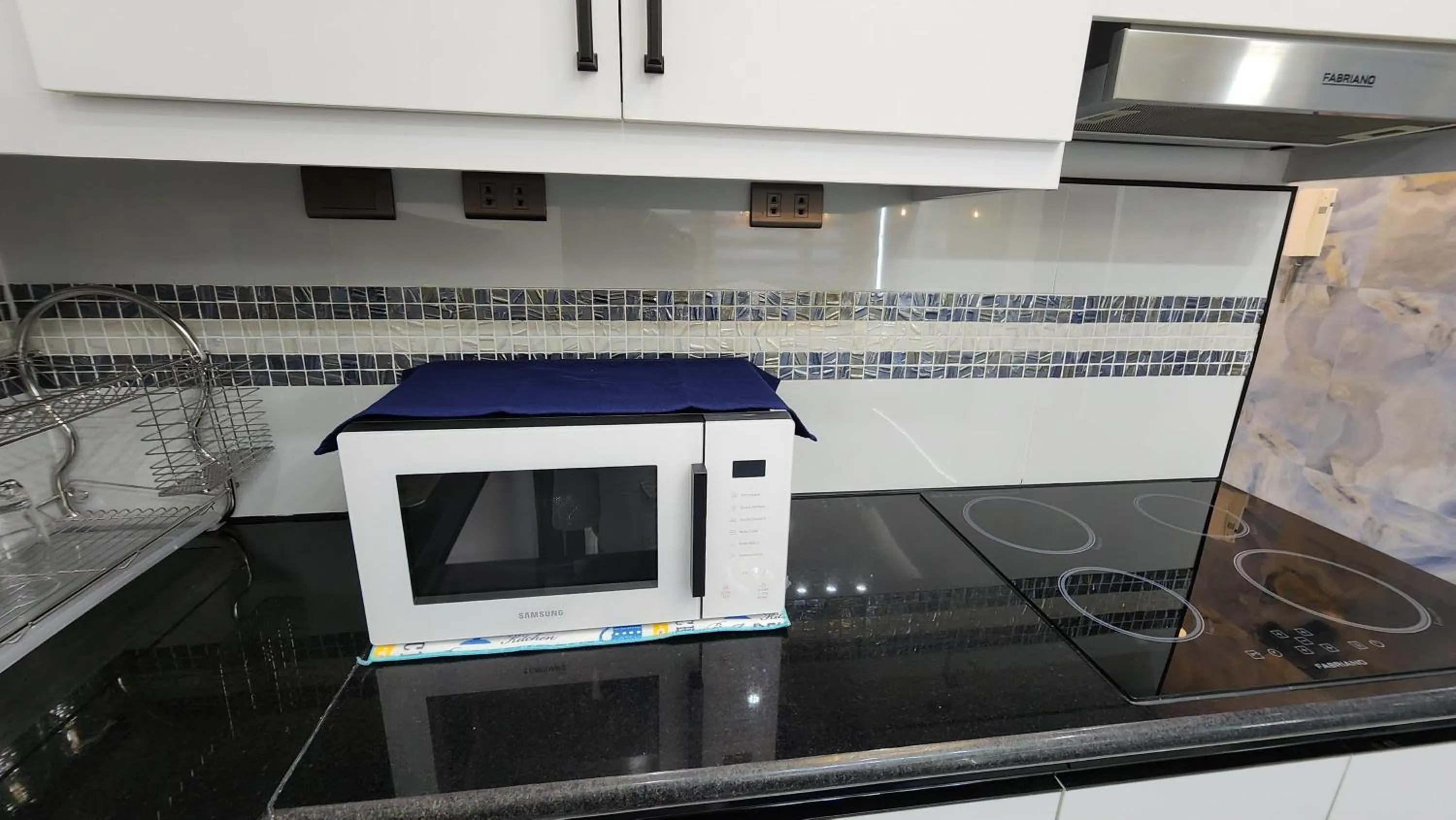 Kitchen or kitchenette in SMDC Coast Residences