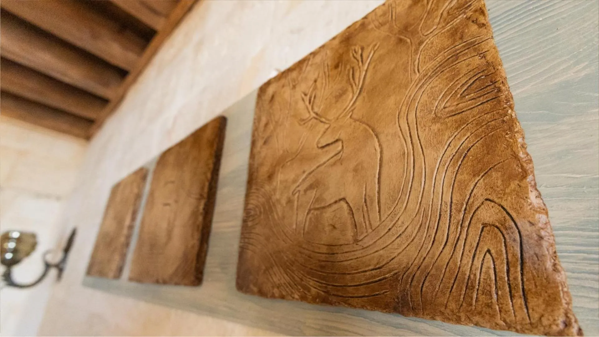 Decorative detail in Stone House by Cevahir